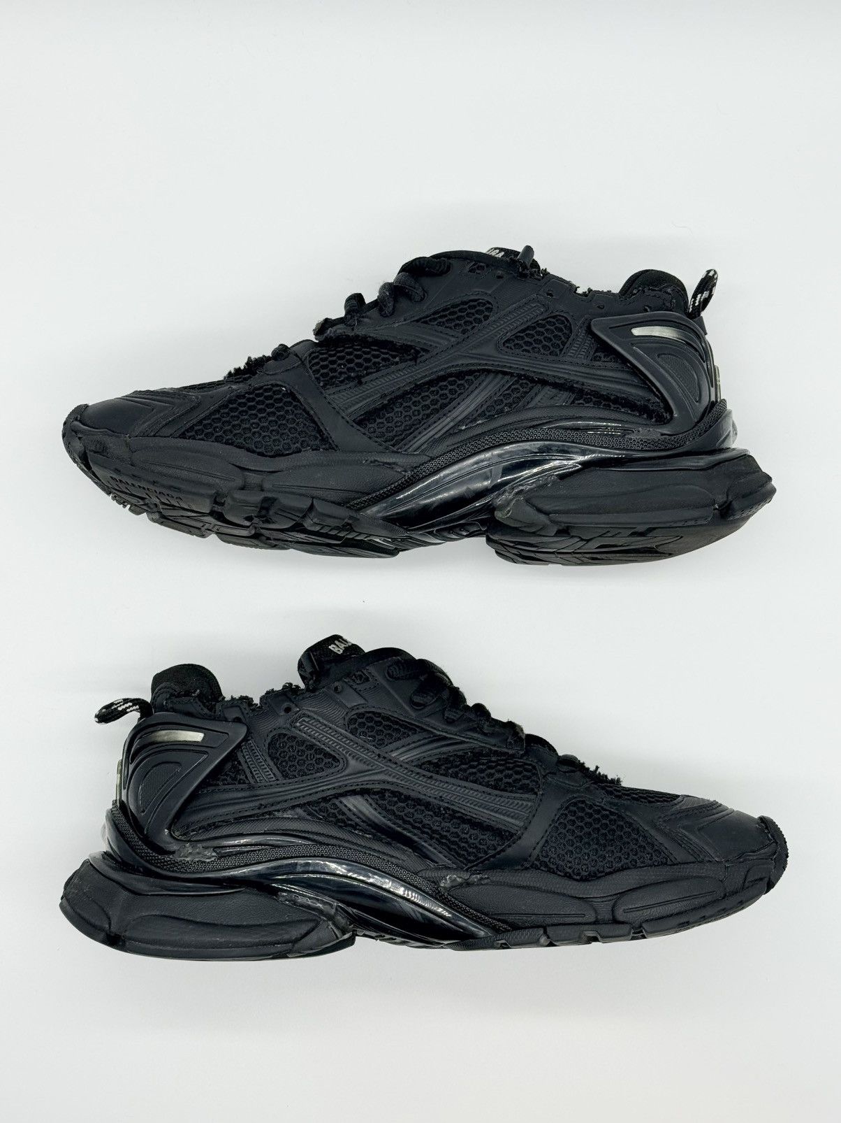 Balenciaga Size 8 - Balenciaga Runner Sneaker Black Matte Size US 8 / EU 41 - 3 Thumbnail
