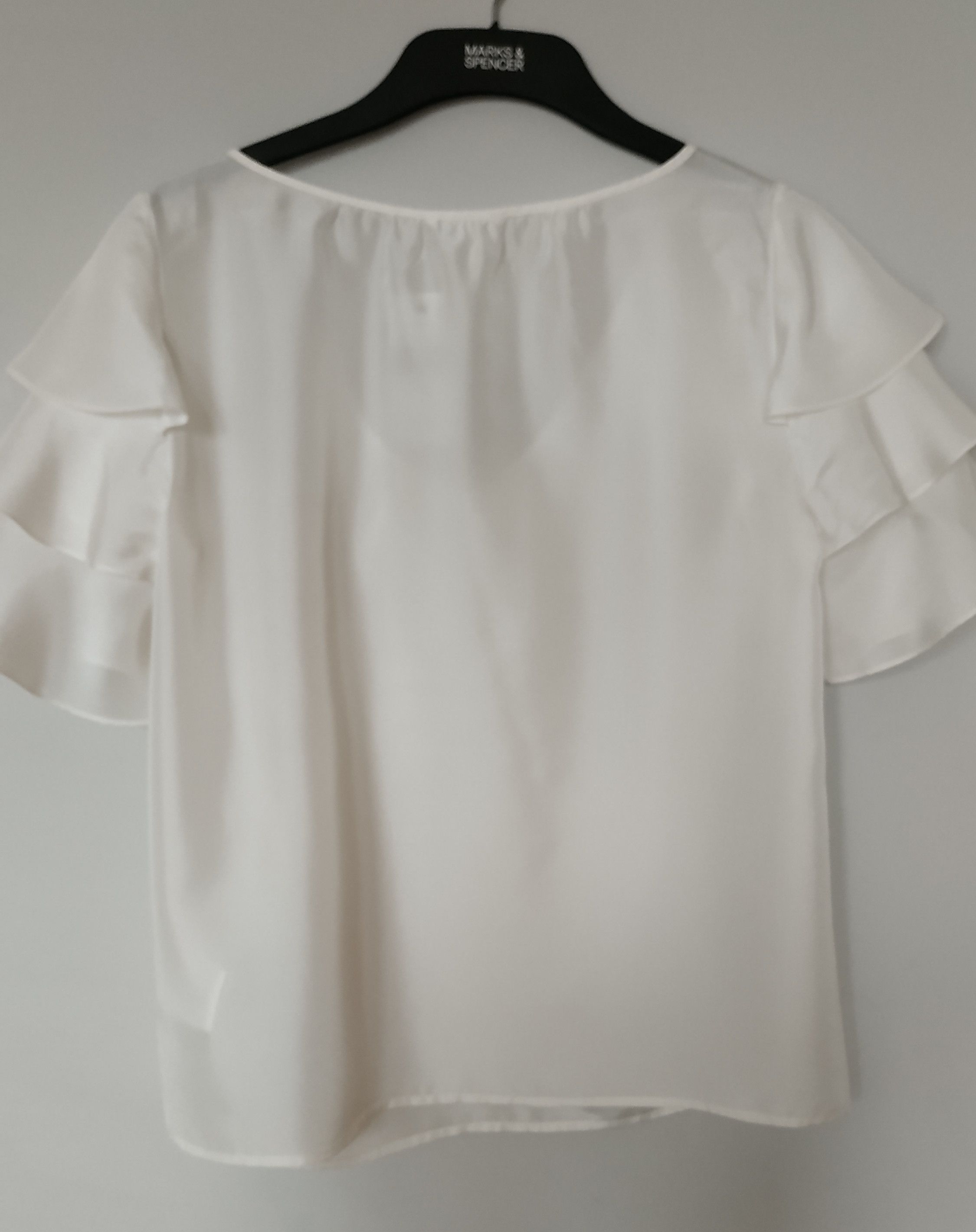 Club Monaco Naveah silk top blouse ruffeld sleeves Size M / US 6-8 / IT 42-44 - 3 Thumbnail