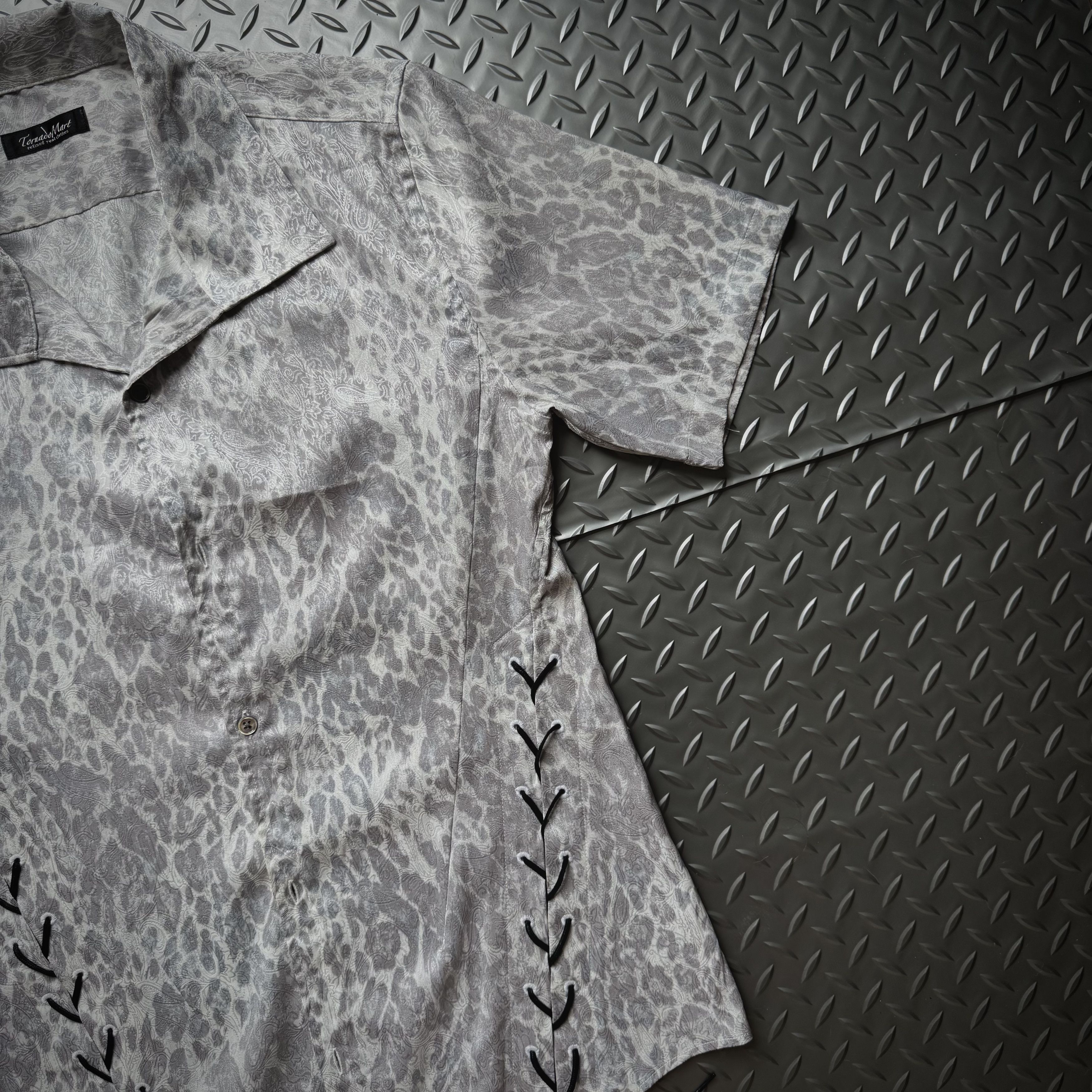 Tornado Mart Tornado Mart Lace-Up Pattern Shirt (Archive / Y2K) Size US L / EU 52-54 / 3 - 7 Thumbnail