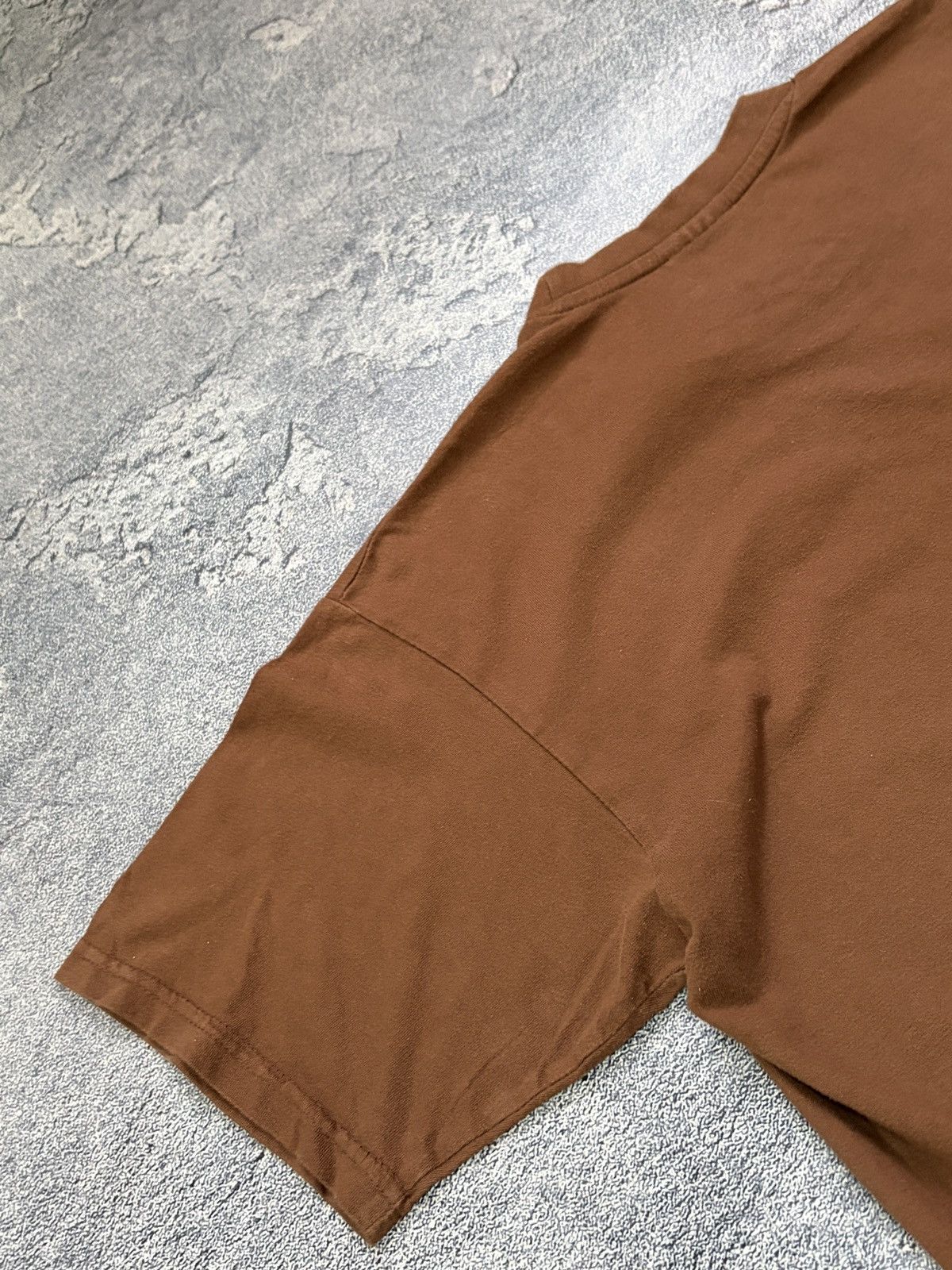 Vintage 2004 Lenny Kravitz Baptist Tour Tee B&C Tag Brown Size S Size US S / EU 44-46 / 1 - 7 Thumbnail