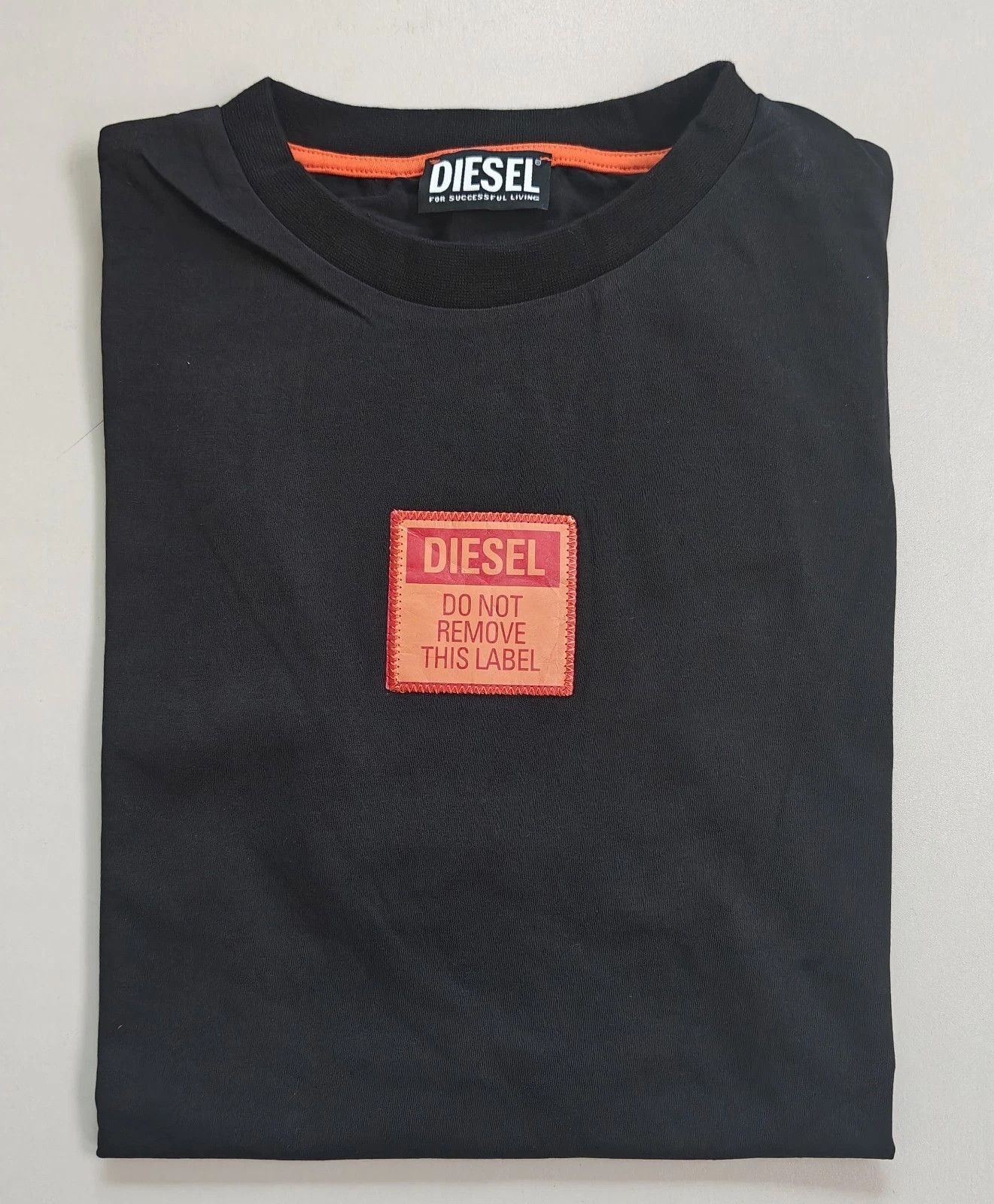 Diesel DIESEL Black T-Shirt With Logo Patch T 4133 Size US L / EU 52-54 / 3 - 1 Thumbnail