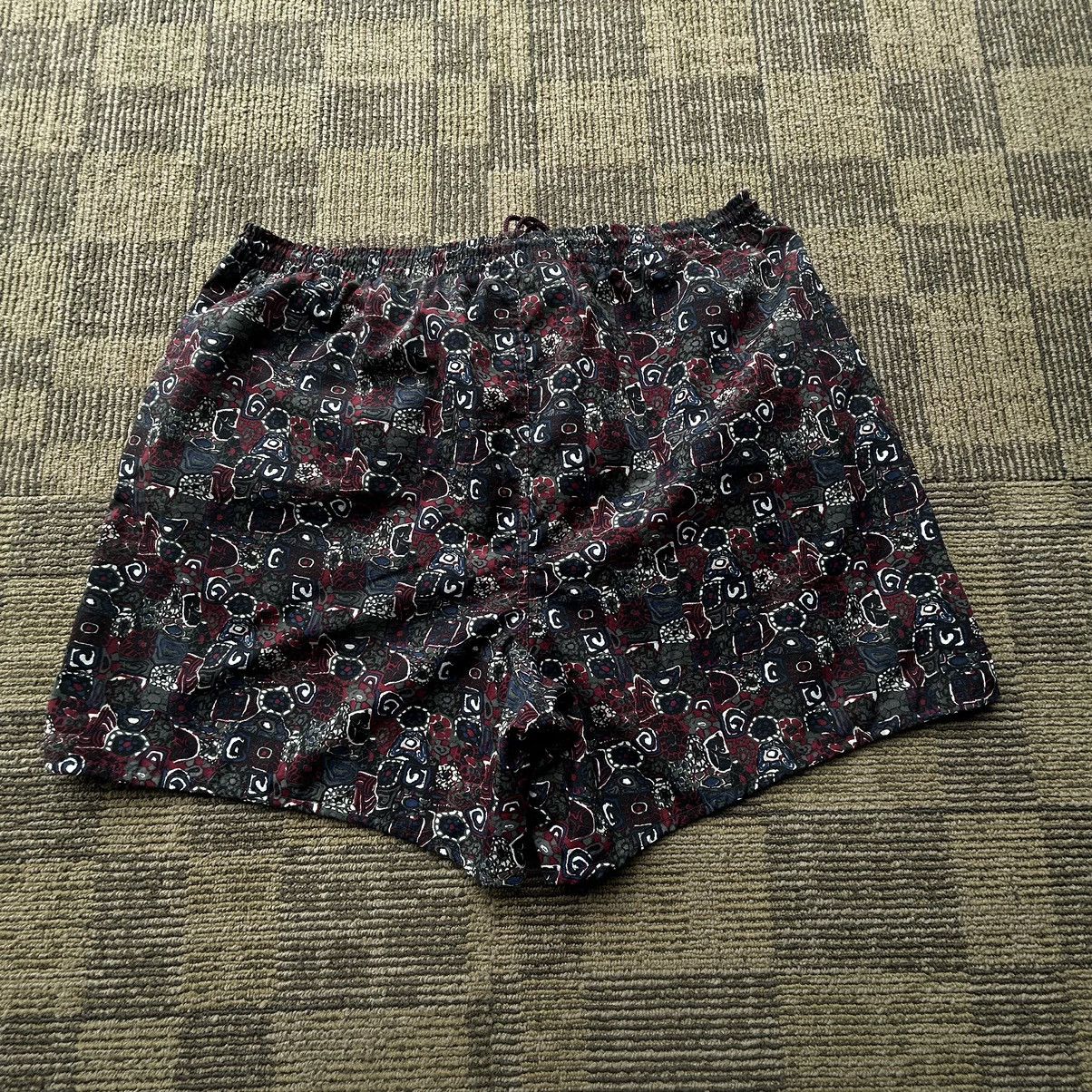 Vintage Vintage 90’s Nike Abstract Goemetric Print Swoosh Shorts Size US 38 / EU 54 - 8 Thumbnail
