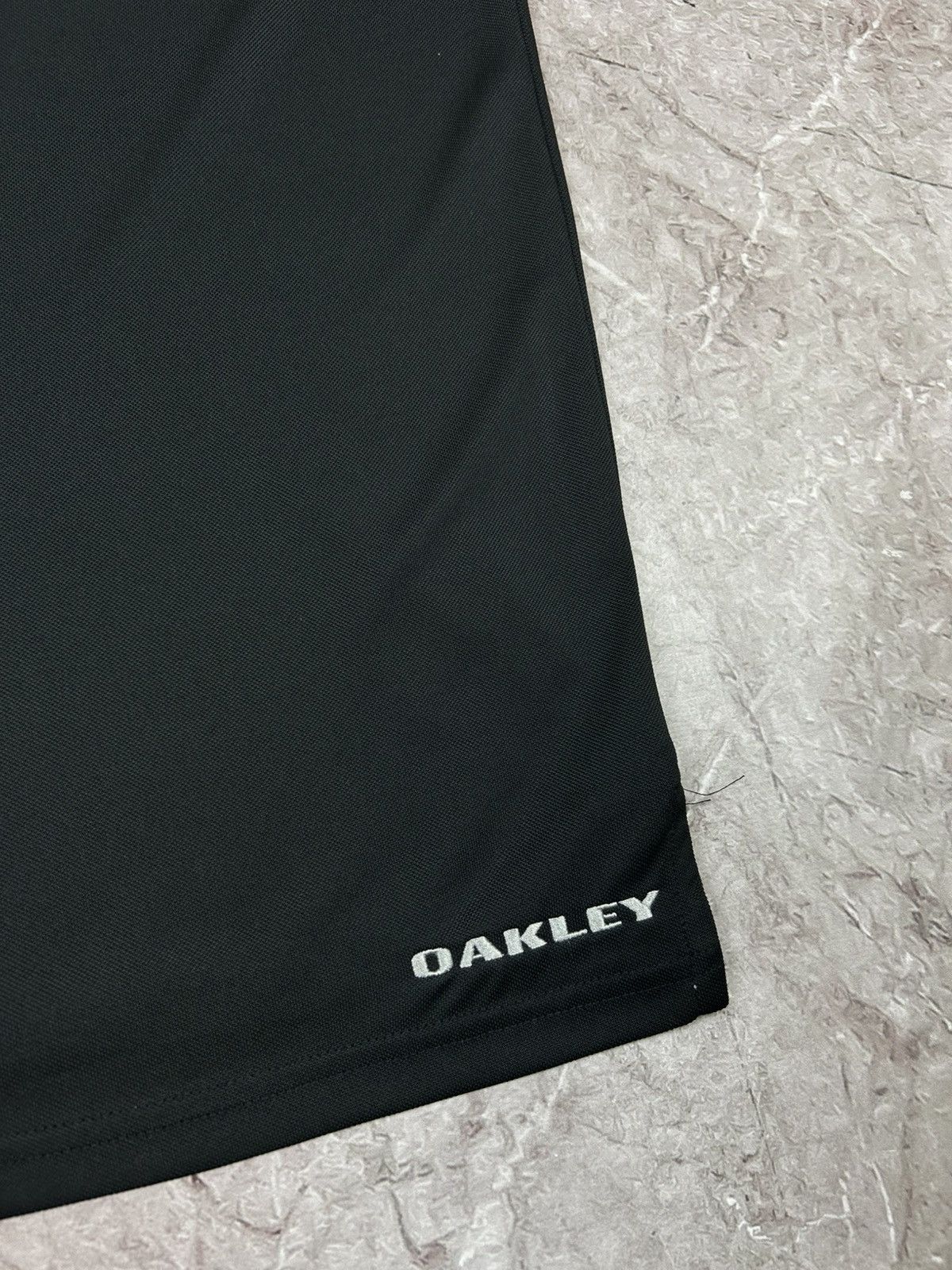 Oakley 🇺🇸Vintage Oakley Polo T-Shirt Rare Retro Hype Y2K Size US L / EU 52-54 / 3 - 9 Thumbnail