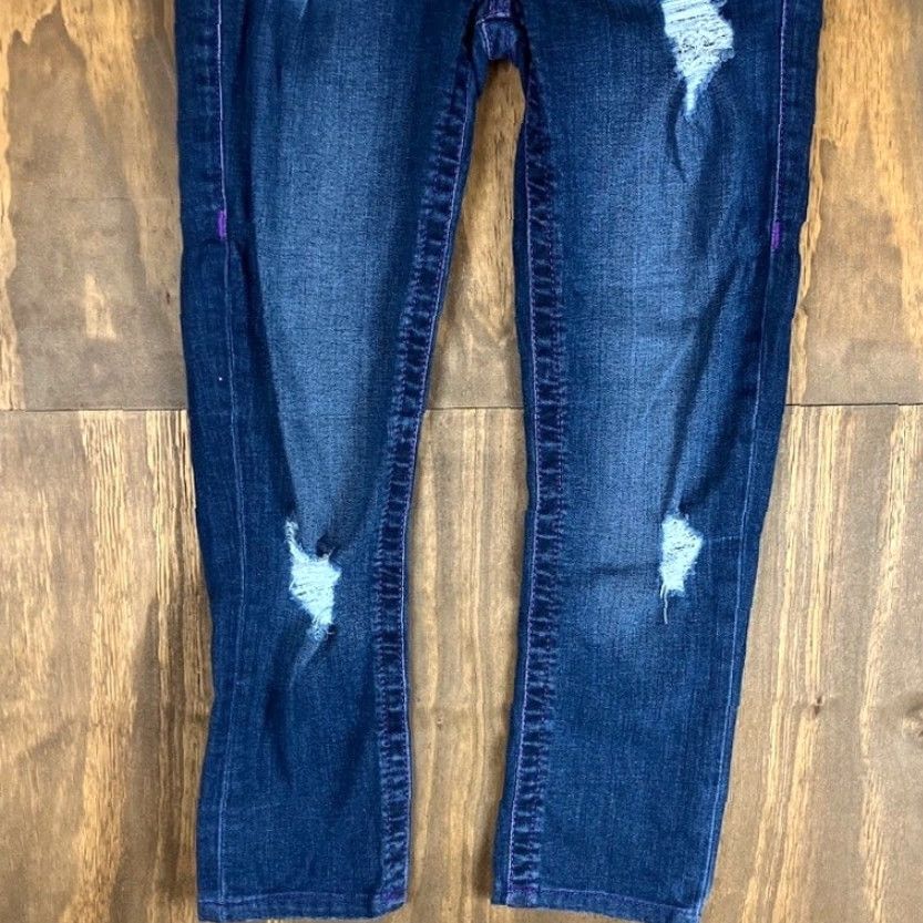 True Religion True Religion Womens Jeans Capri Blue Denim Distress Stretch Purple Stitching 26 Size 26" / US 2 / IT 38 - 3 Thumbnail
