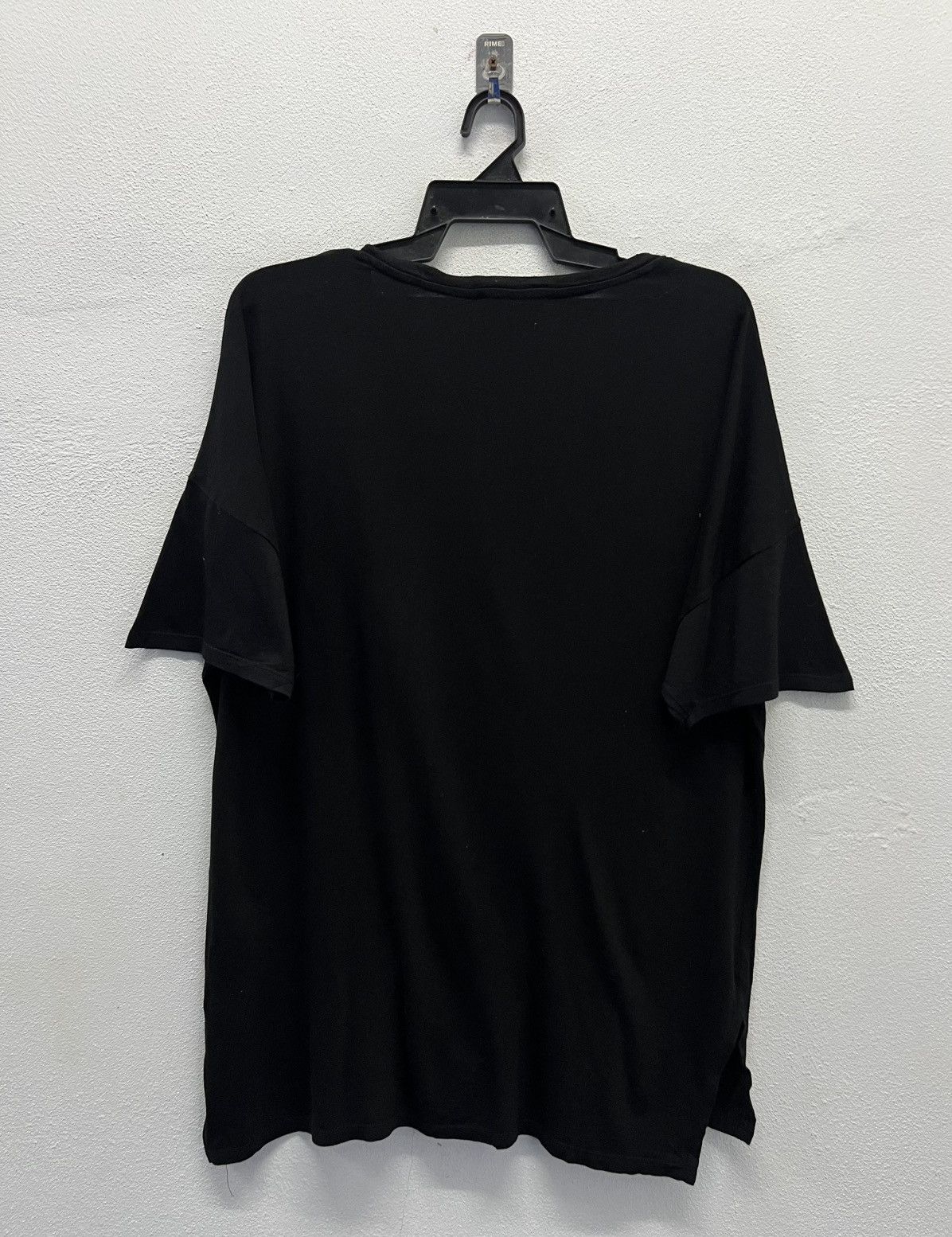 Band Tees DECJUBA WORLD TOUR 2026 SHIRT Size US M / EU 48-50 / 2 - 2 Thumbnail