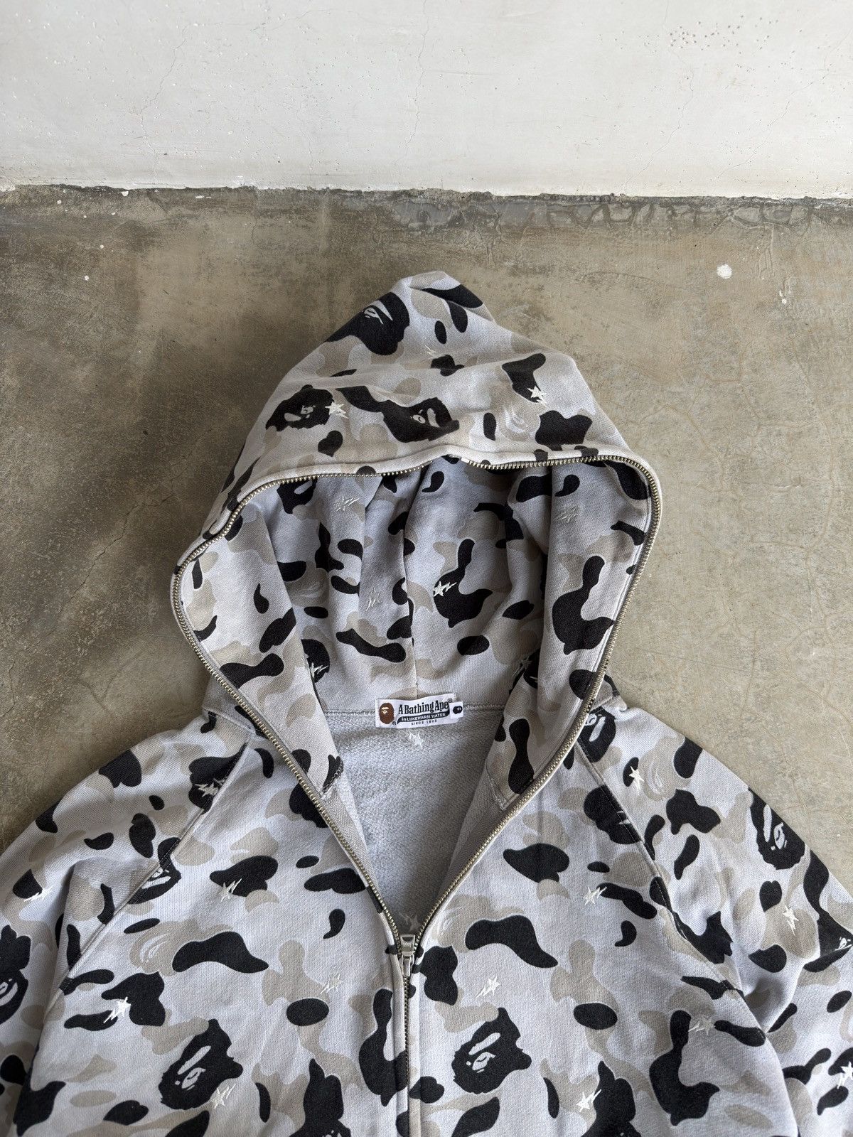 Bape Rare! 2010 Bape STA Aoyama camo Full Zip Hoodie Size US L / EU 52-54 / 3 - 11 Thumbnail