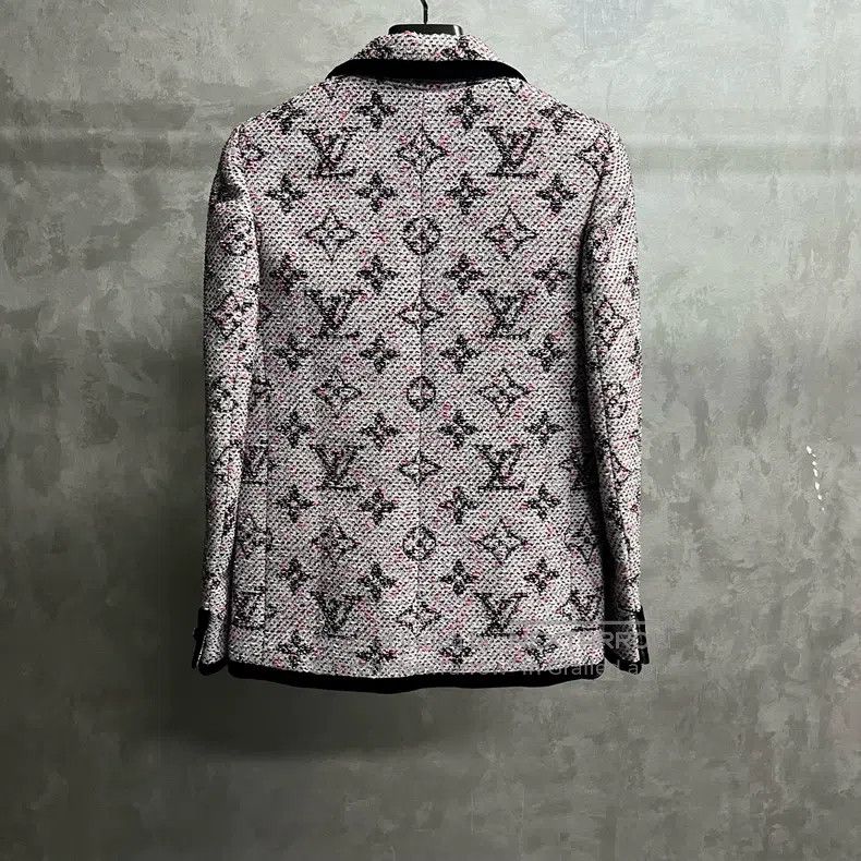 Louis Vuitton Louis Vuitton Purple Logo Full One-Button Long-Sleeve Blaz Size XXS / US 00 / IT 34 - 5 Thumbnail