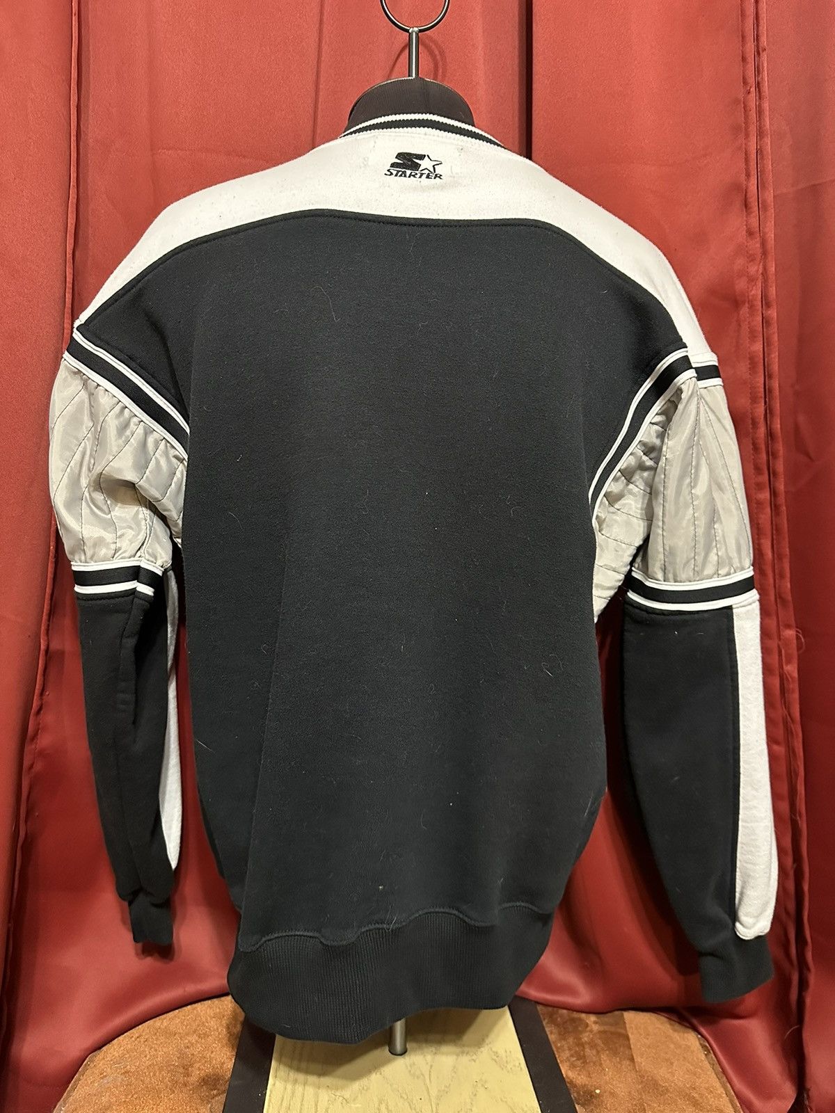 Starter × Vintage Vintage Oakland Raiders Crewneck 90’s Starter NFL Grail Size US L / EU 52-54 / 3 - 2 Thumbnail