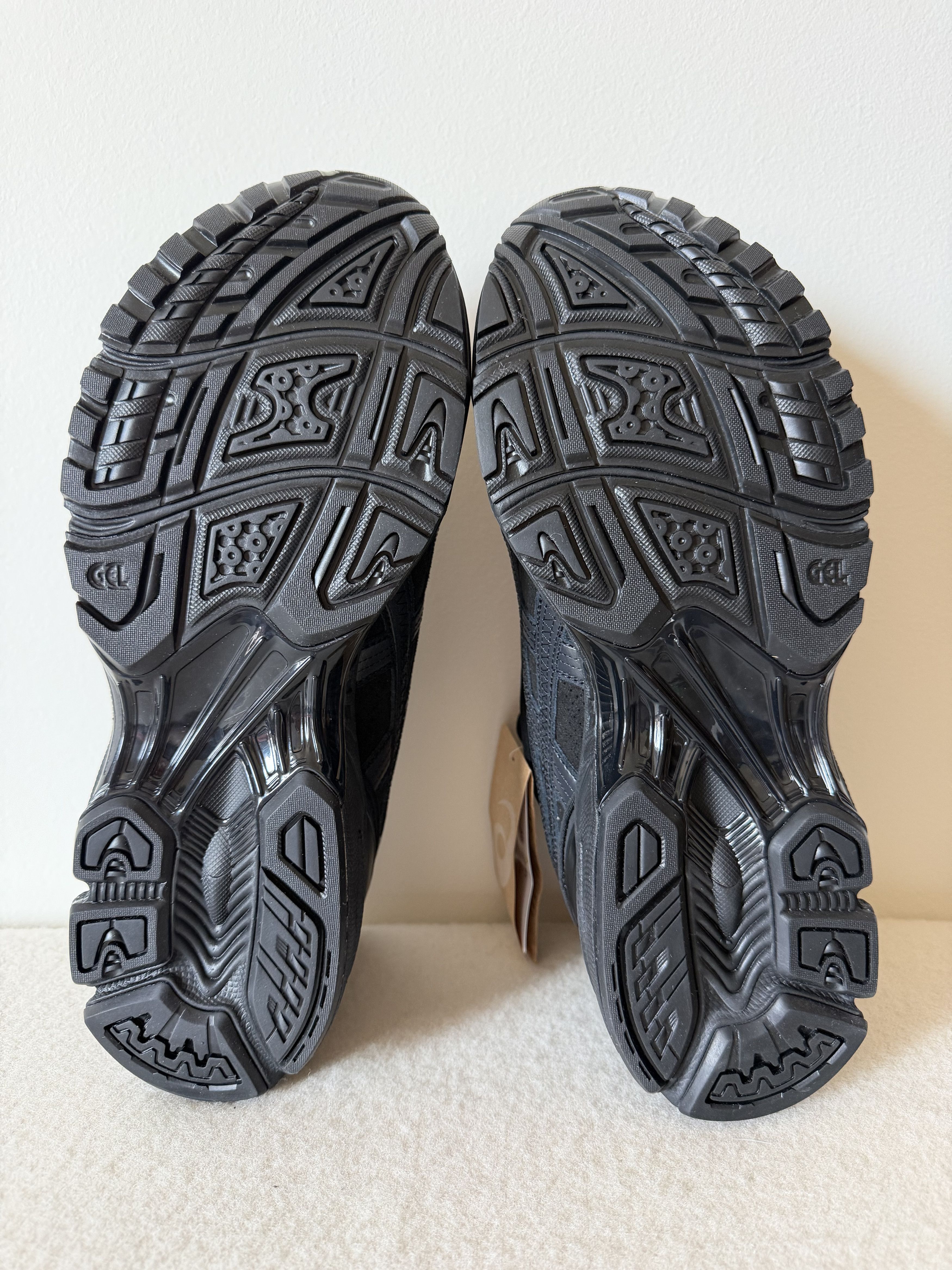 Thom Browne Thom Browne Asics Gel Kayano 14 in Black Size US 10.5 / EU 43-44 - 5 Thumbnail
