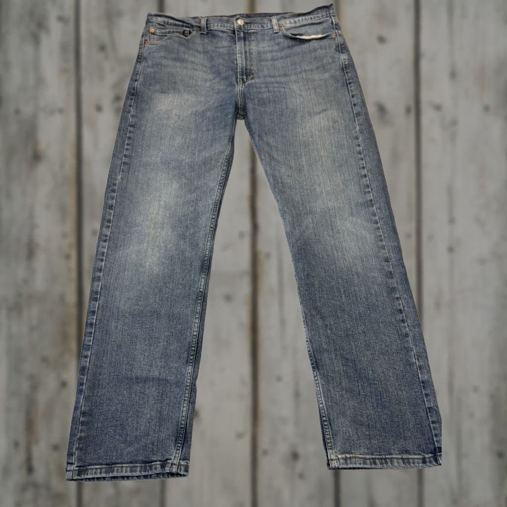 Levi's Levi’s 505 Classic Straight Leg Blue Jeans Measures 38x31 tag 40x32 Men’s Size US 38 / EU 54 - 1 Thumbnail