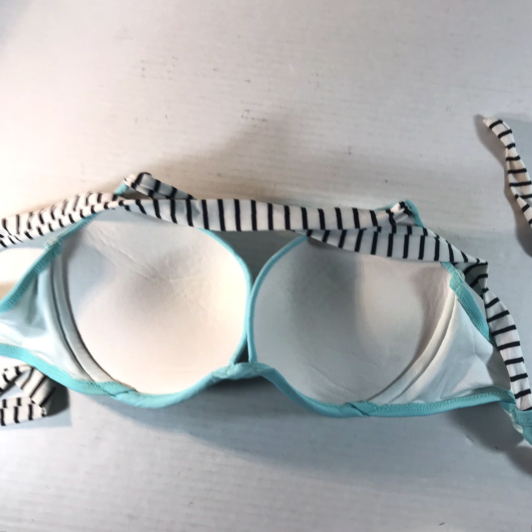 Victoria's Secret Victoria's Secret Women's Bikini Top Push Up Halter Swimsuit Teal Black White Stripes Size 36C Size XS / US 0-2 / IT 36-38 - 2 Thumbnail