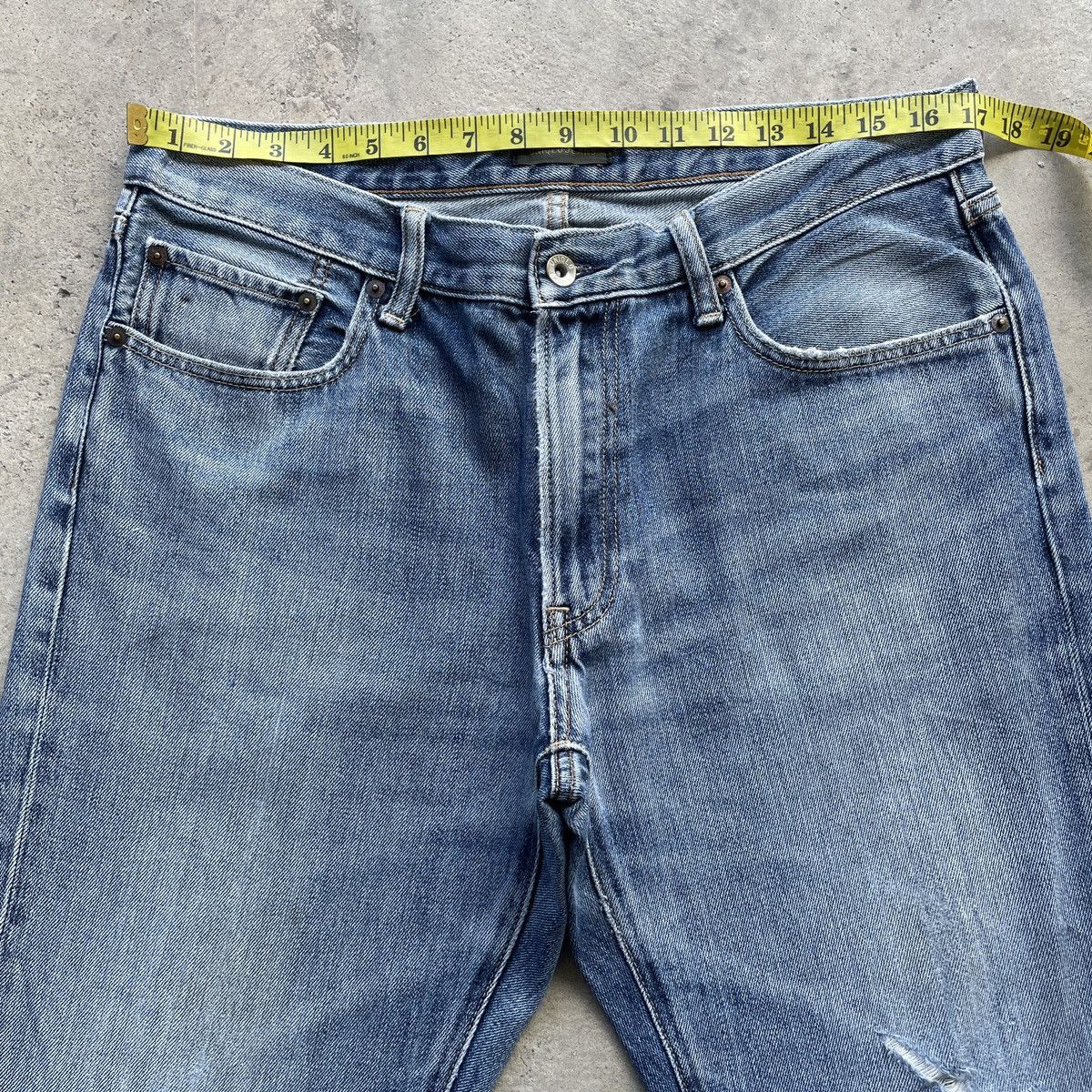 Japanese Brand Vintage Japanese Distressed Faded Jeans Denim Pants W34 Size US 34 / EU 50 - 5 Thumbnail