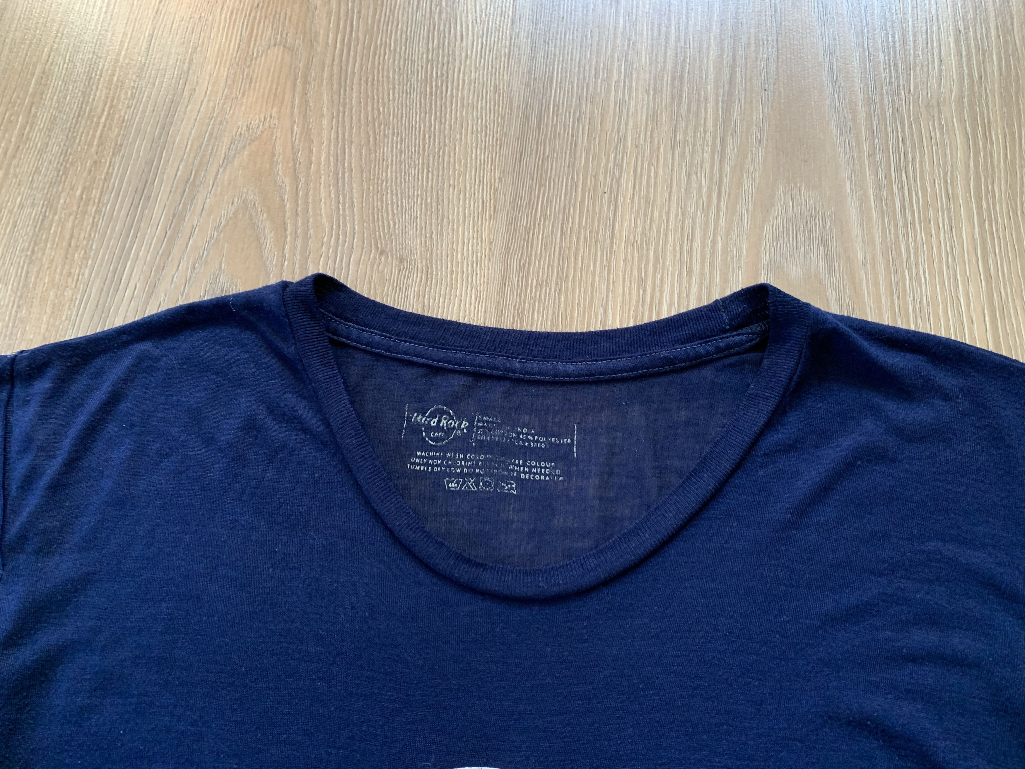 Hard Rock Cafe Women’s Hard Rock Cafe New York Navy Logo T-Shirt Size S / US 4 / IT 40 - 4 Thumbnail