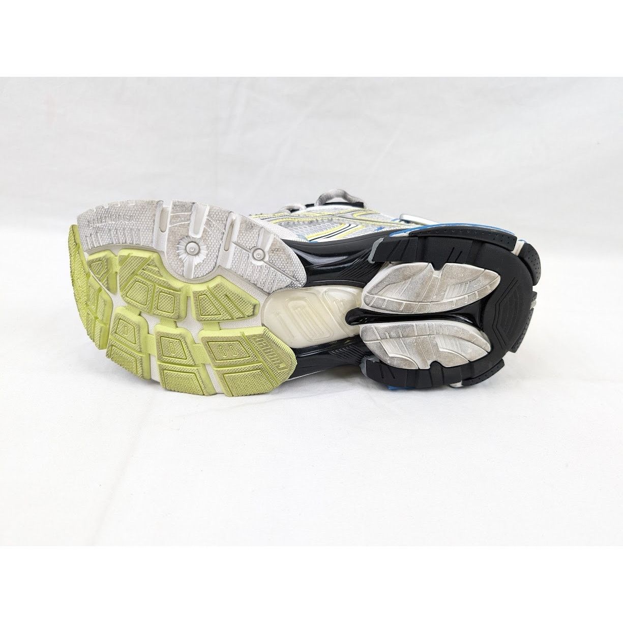 Balenciaga o1rshd1 Rubber Runner in White/Yellow/Blue Size US 9 / EU 42 - 9 Thumbnail