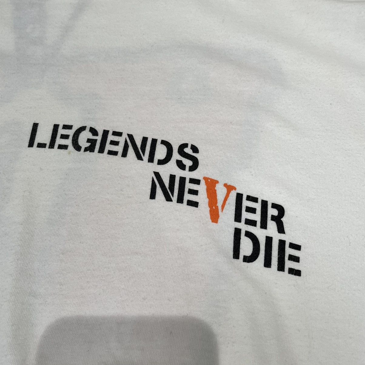 999 Club × Vlone Vlone x Juice Wrld Butterfly Tee White Size US L / EU 52-54 / 3 - 3 Thumbnail