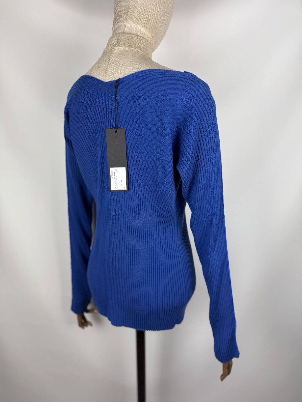 Haider Ackermann BNWT! Haider Ackermann Ribbed Knit V-neck Sweater Pullover Size S / US 4 / IT 40 - 13 Thumbnail