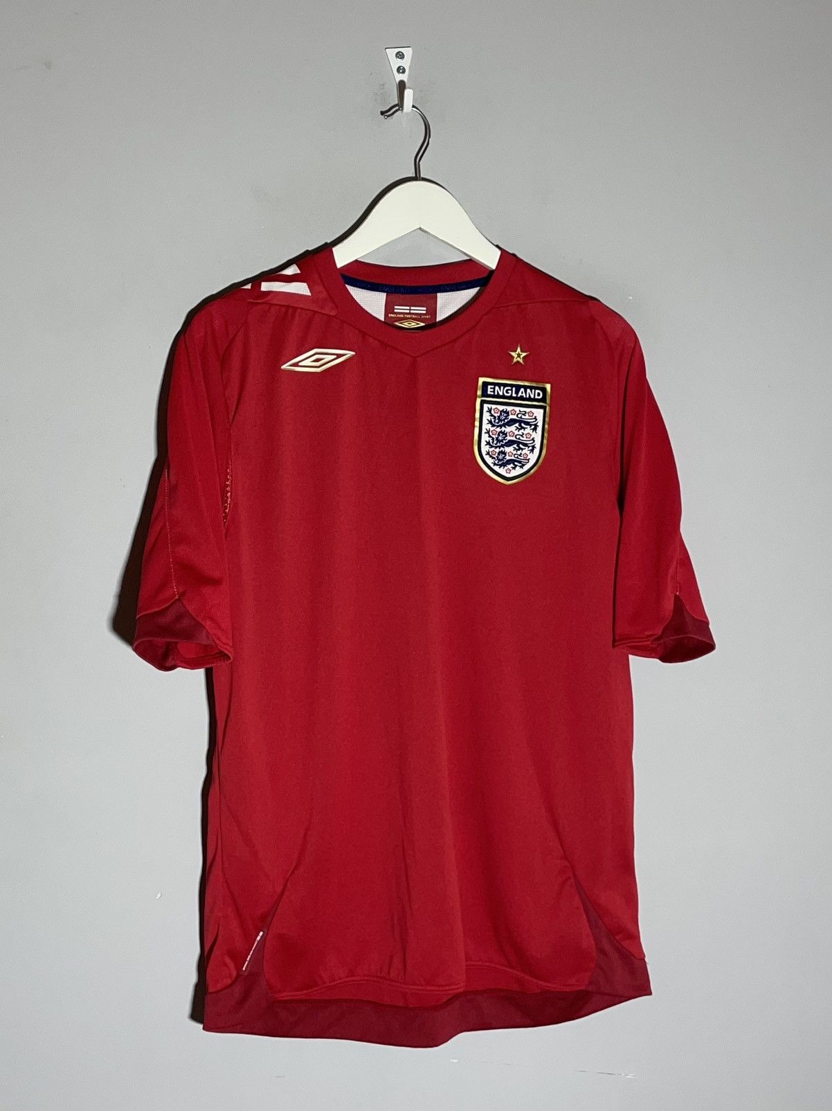 Umbro National Team England Umbro 2006 Away Vintage Football Shirt Size US L / EU 52-54 / 3 - 2 Thumbnail
