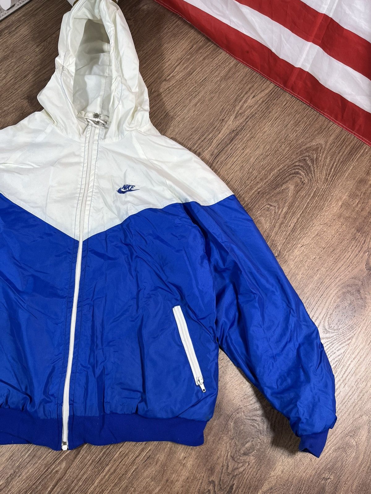 Nike Nike Vintage 80s Made On UK Very Rare Zip Jacket Size US XL / EU 56 / 4 - 3 Thumbnail