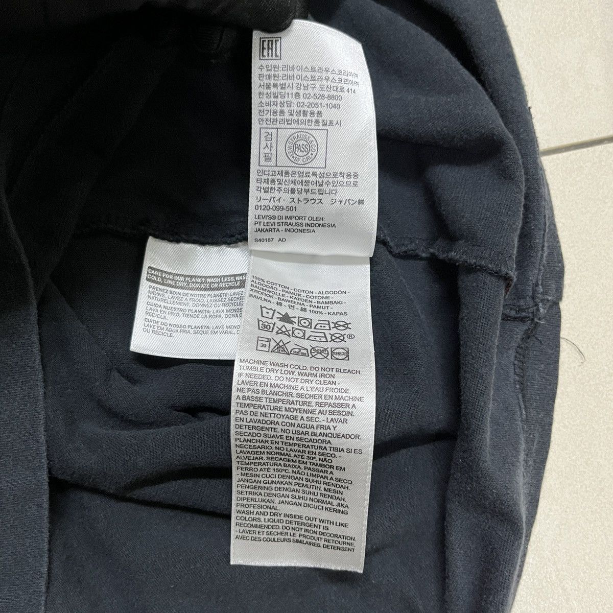 Levi's × Levi's Vintage Clothing Levis Malaysia T Shirt Size US XS / EU 42 / 0 - 10 Thumbnail