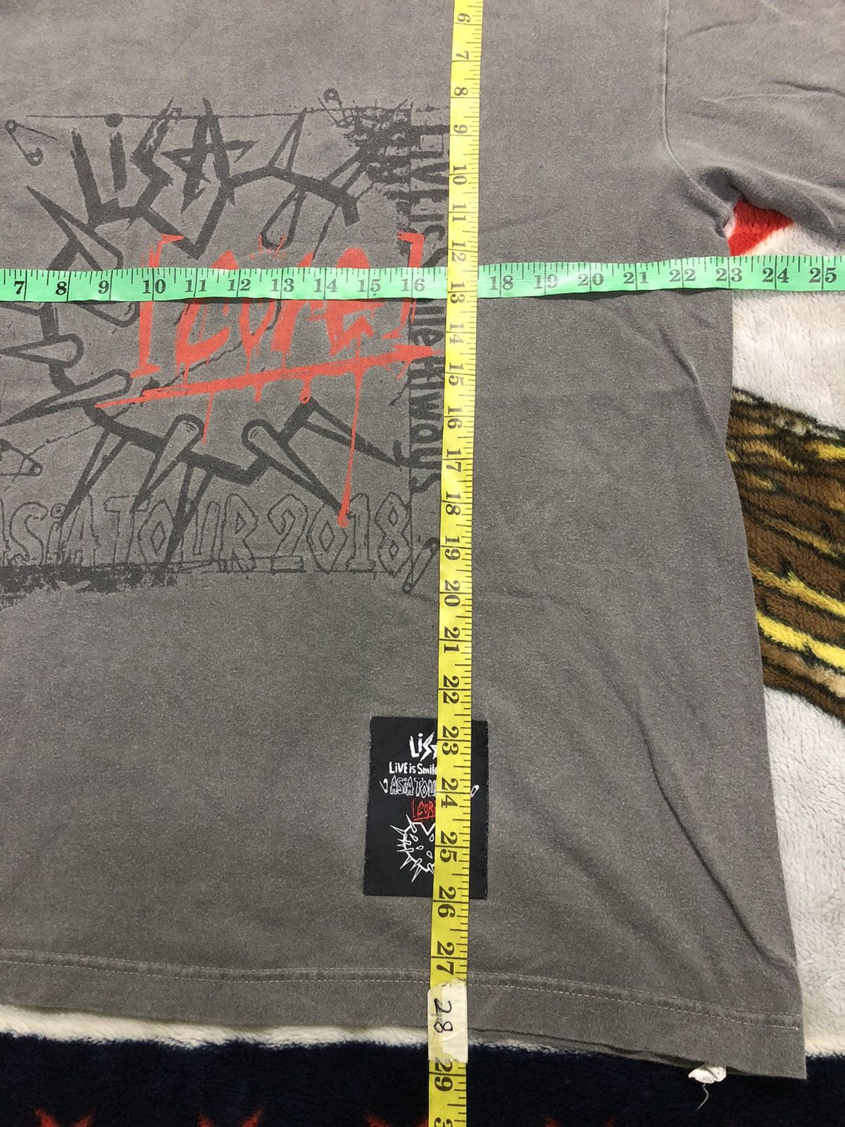 Band Tees × Japanese Brand Live is Smile Always 2018 Asia Tour LISA Big Core Shirt Tee Size US M / EU 48-50 / 2 - 10 Thumbnail