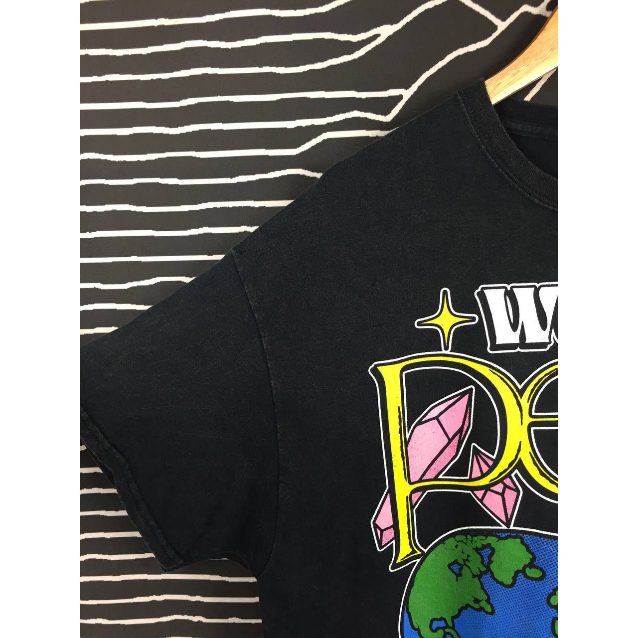 GOAT Crew × Vintage G.O.A.T Crew World Peace Pop Culture Streetwear Tee Size US L / EU 52-54 / 3 - 6 Thumbnail