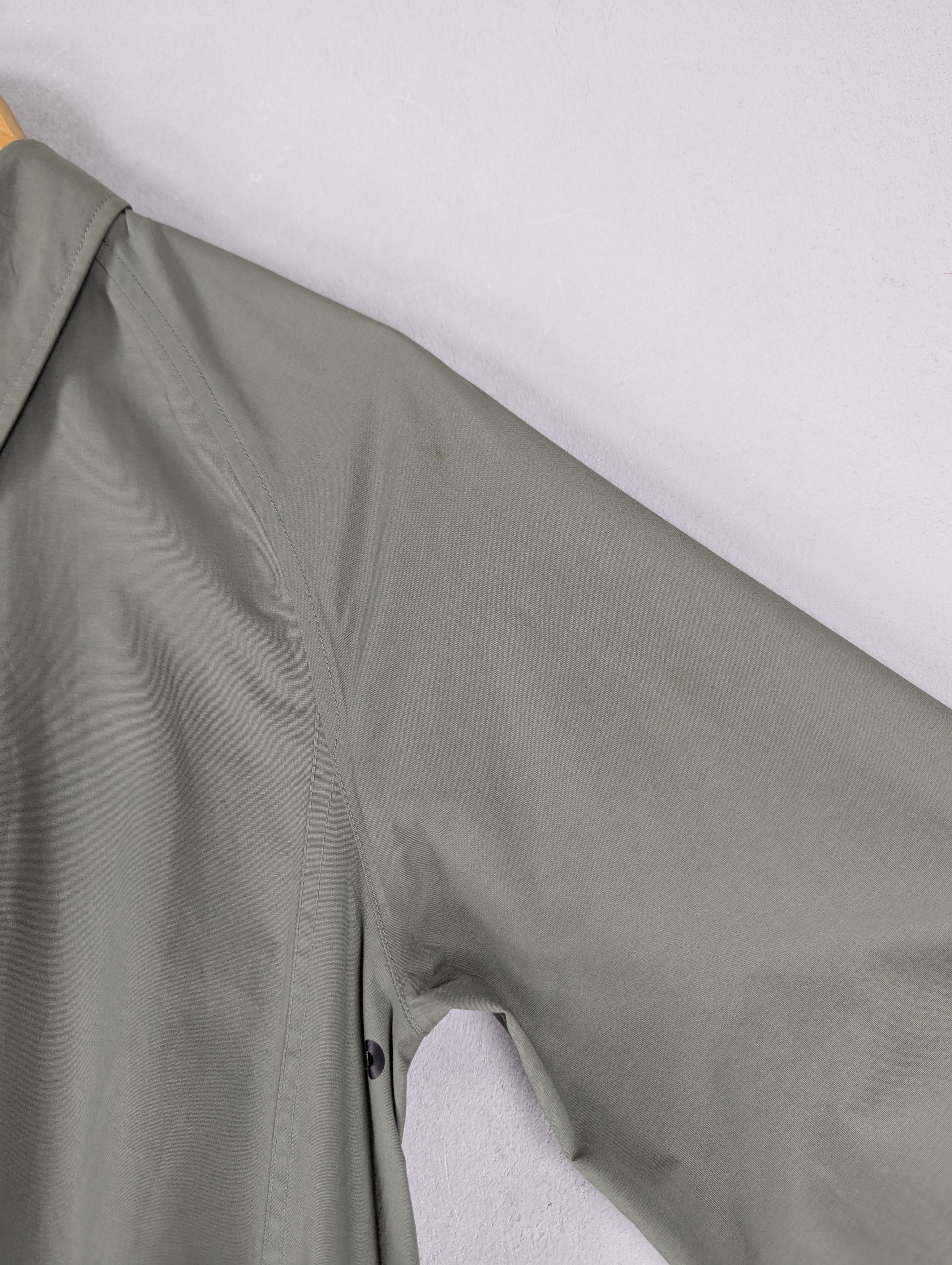 Christophe Lemaire Uniqlo And Lemaire Waterproof Trenchcoat Jacket Size US M / EU 48-50 / 2 - 17 Thumbnail