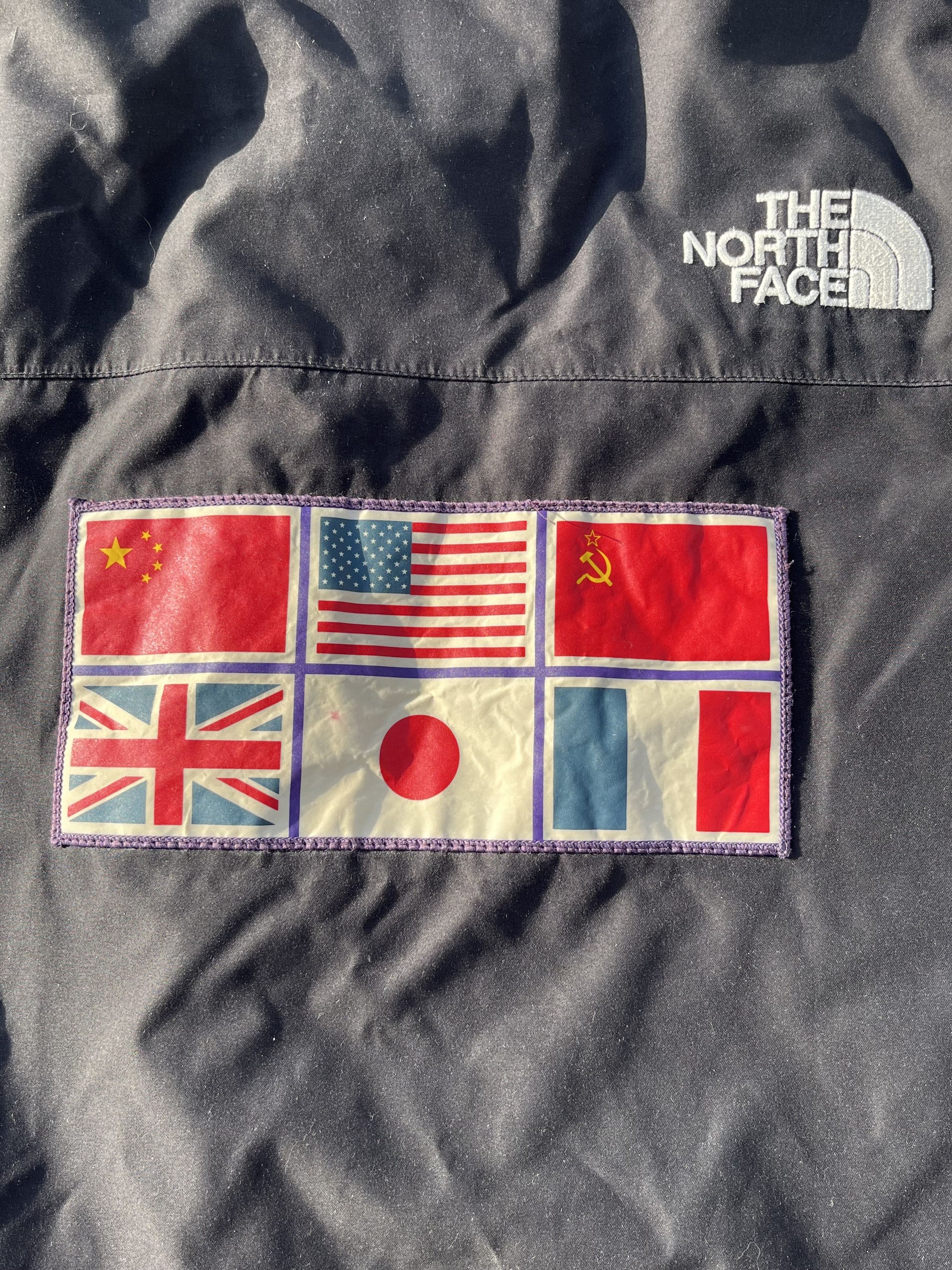 Supreme × The North Face Ss14 Supreme x The North Face Expedition Coaches Jacket Size US M / EU 48-50 / 2 - 5 Thumbnail