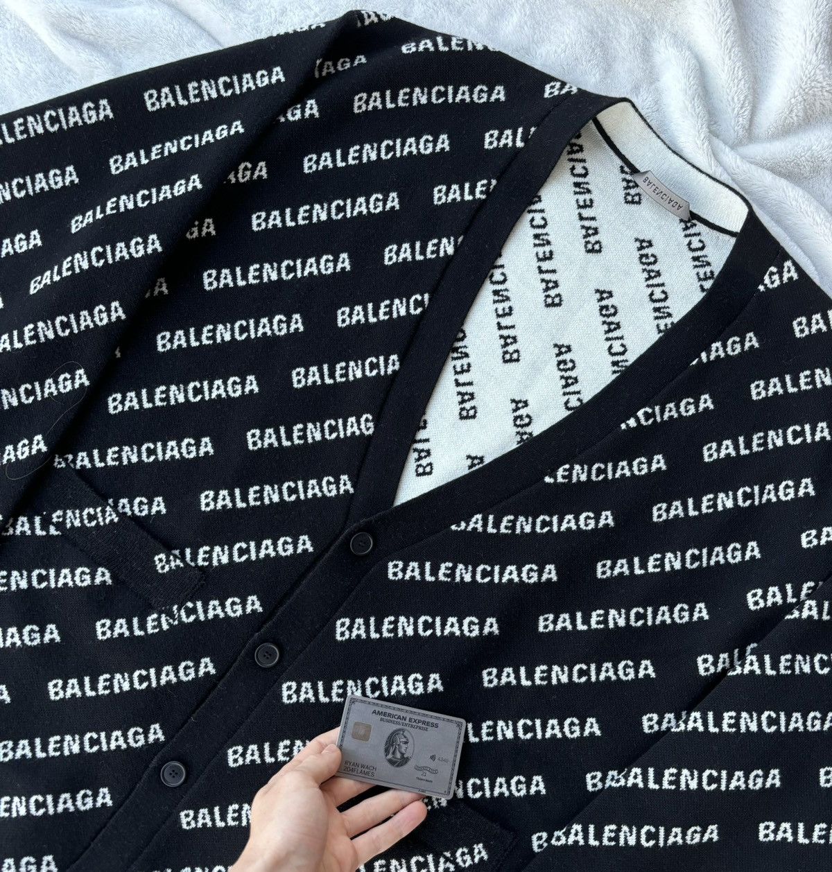 Balenciaga Balenciaga Black All Over Wool Caridgans Size US XL / EU 56 / 4 - 2 Thumbnail