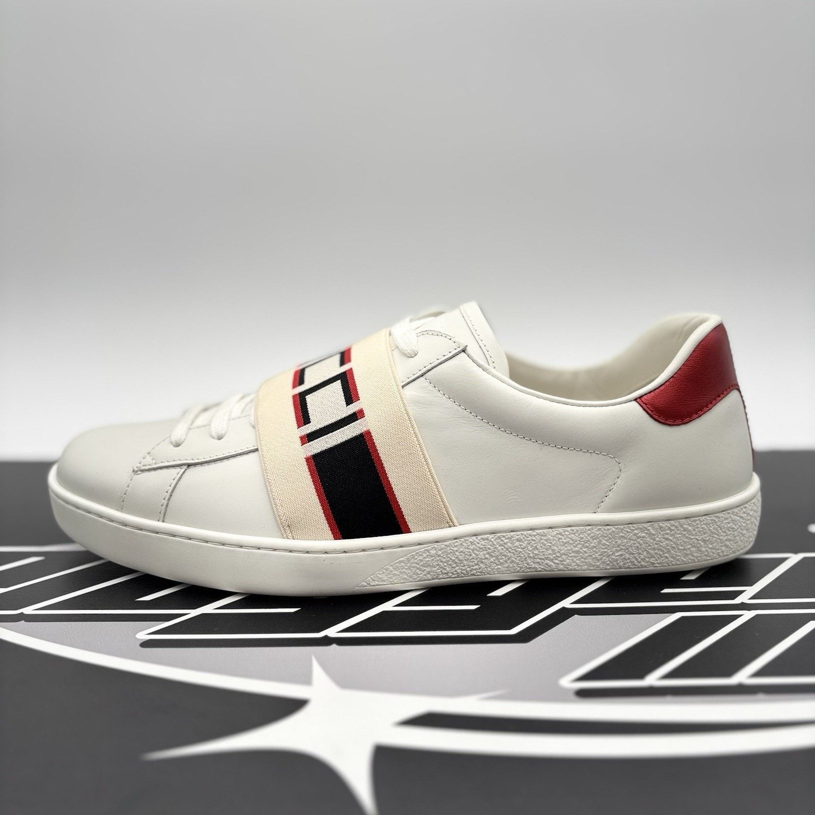 Gucci Gucci Ace Leather With Strap ‘ White ’ | NEW! Size US 9 / EU 42 - 11 Thumbnail