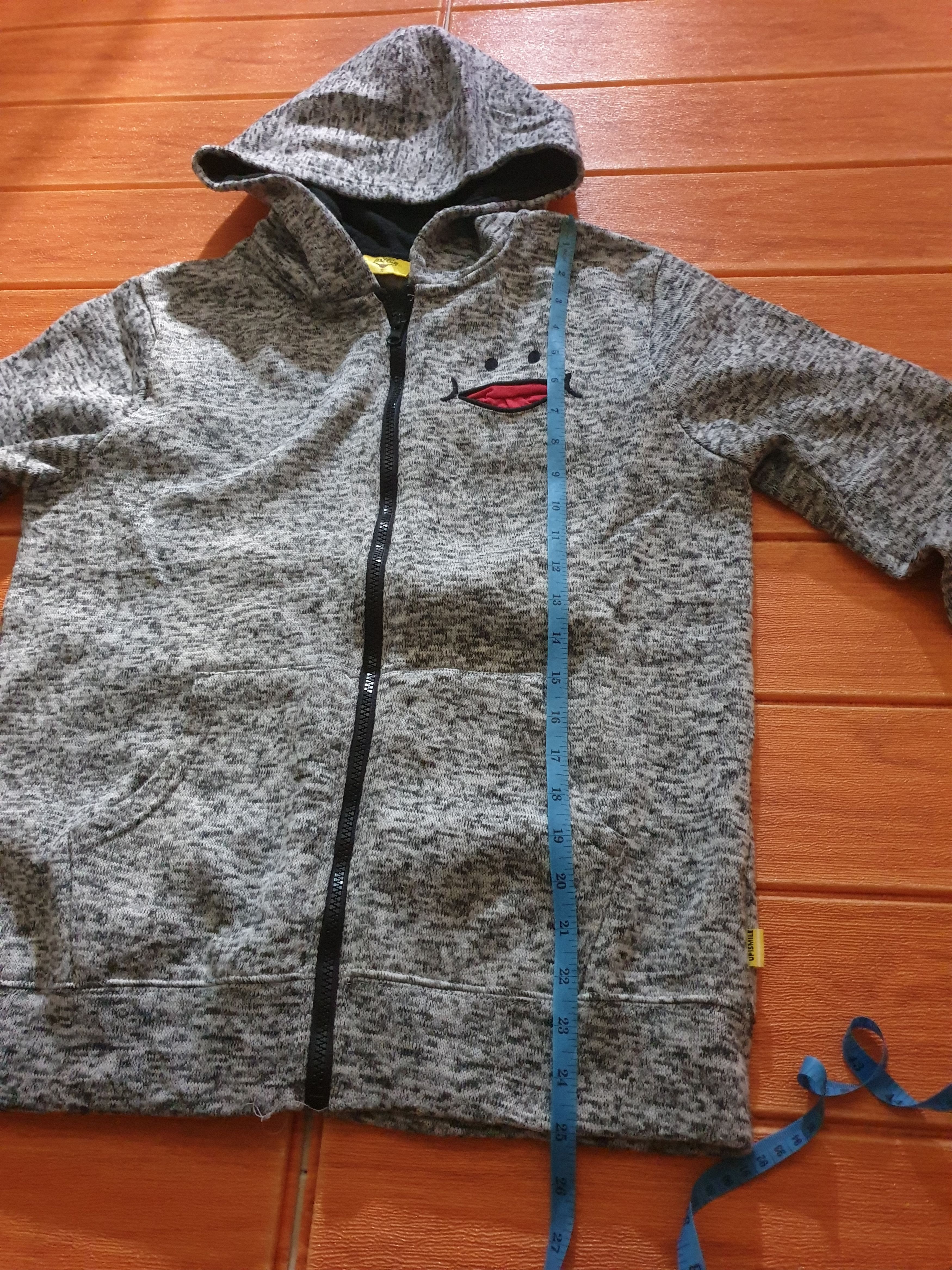 PPFM 💥Smile Up Japanese brand grey colour Sweater Size US M / EU 48-50 / 2 - 6 Thumbnail