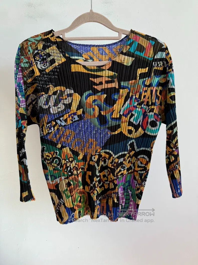 Issey Miyake Color - Block Long Sleeve
