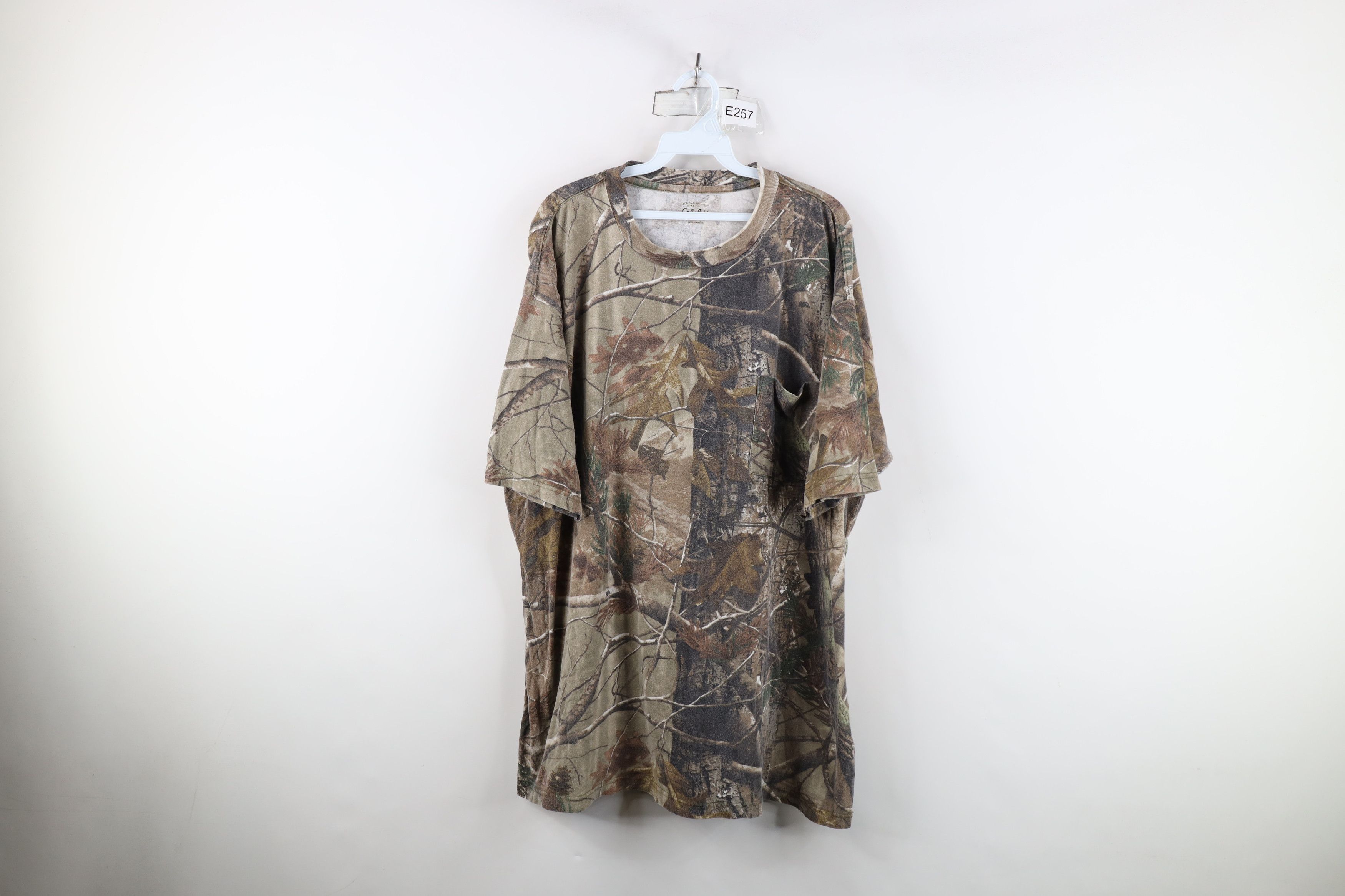 Cabelas Vintage Cabelas Heavyweight Camouflage Pocket T-Shirt Cotton Size US XXL / EU 58 / 5 - 1 Thumbnail