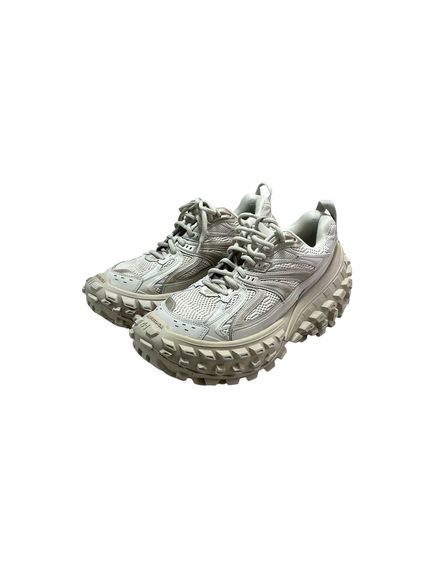 Balenciaga Balenciaga Beige Defender Sneakers 41 Size US 8 / EU 41 - 1 Thumbnail