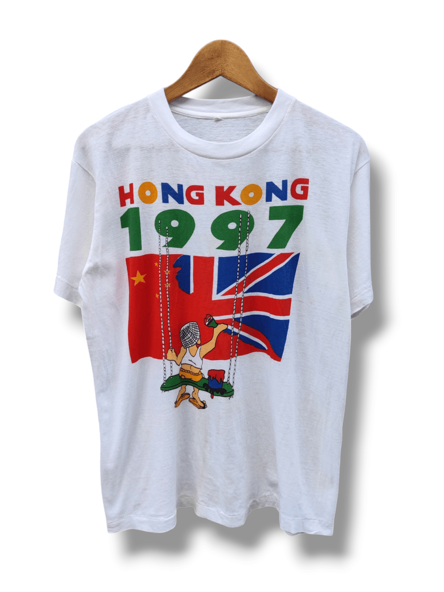 Vintage Vintage 90's Hong Kong UK Big Flag Promo Shirt Size US L / EU 52-54 / 3 - 1 Thumbnail