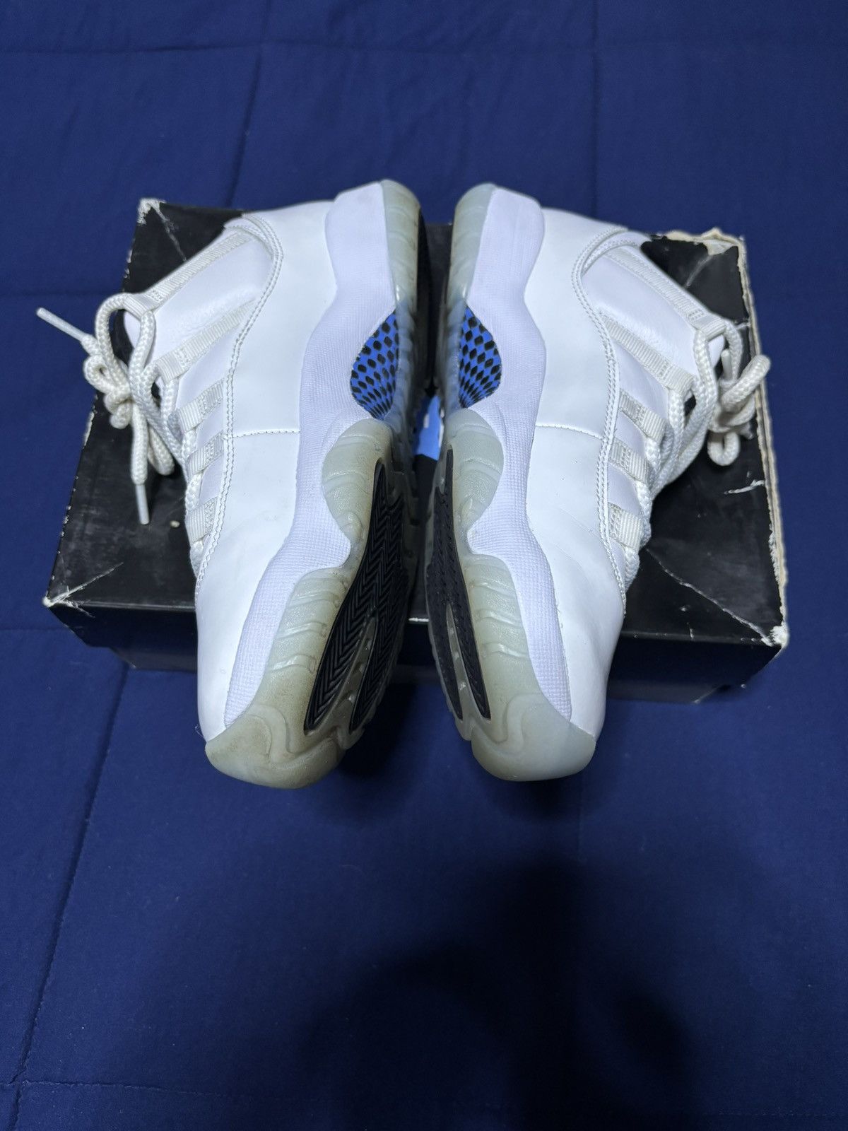 Jordan Brand Jordan 11 Retro Low Legend Blue 2021 Size 8 Size US 8 / EU 41 - 3 Thumbnail