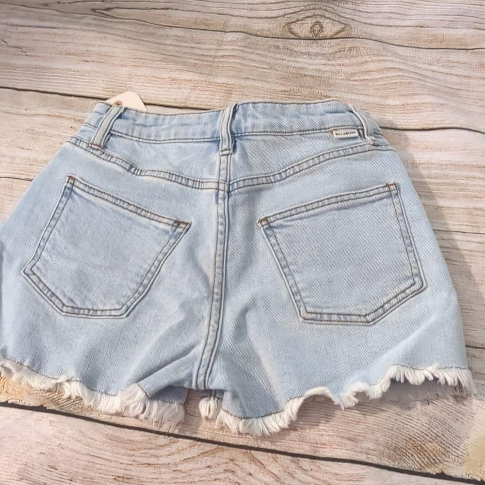 Billabong Billabong so cheeky fring denim shorts size 25 Size 24" / US 00 / IT 34 - 4 Thumbnail
