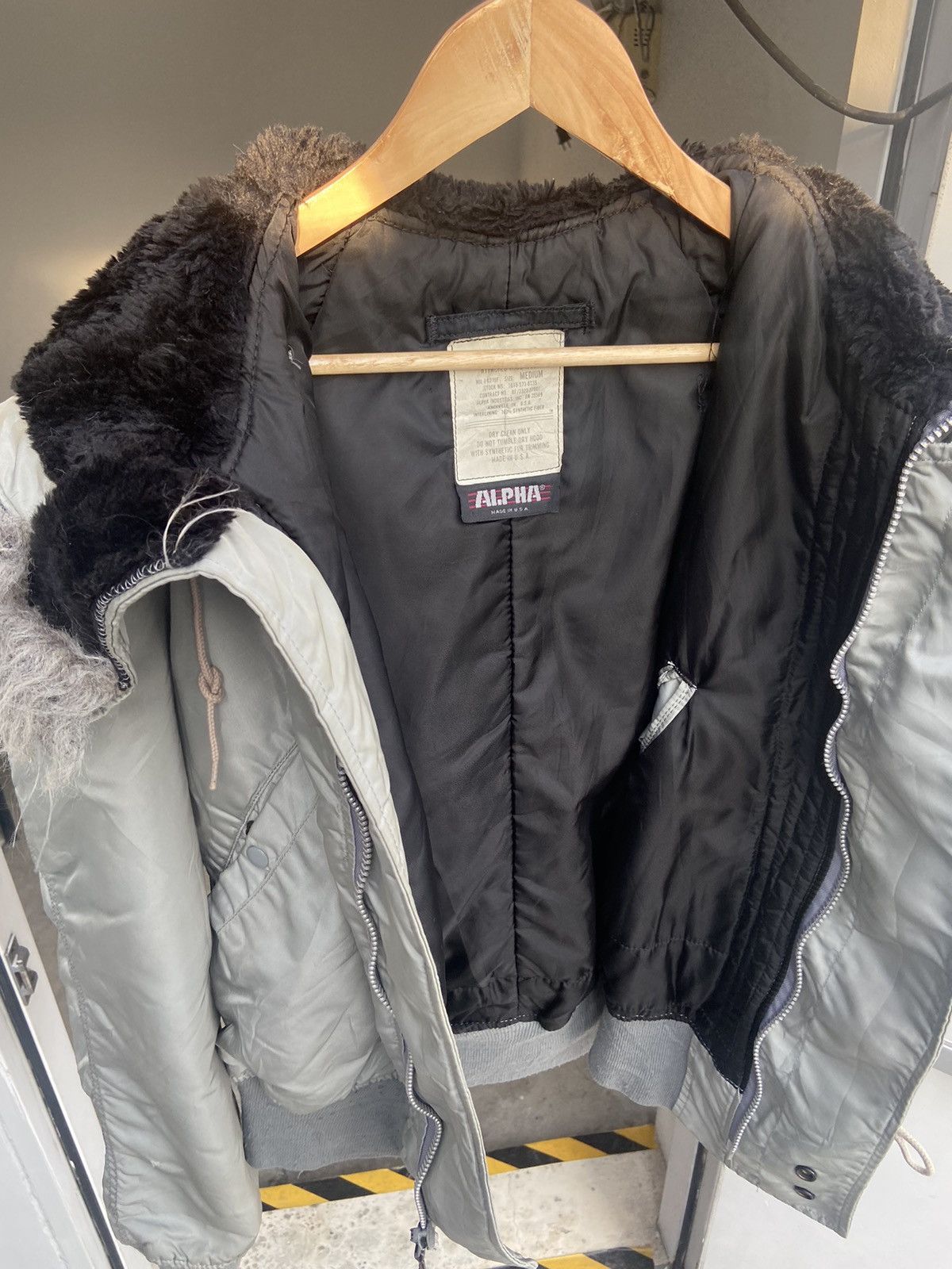 Alpha Industries Vintage Alpha Industries BOMBER flight jacket N-2B Size US M / EU 48-50 / 2 - 8 Thumbnail