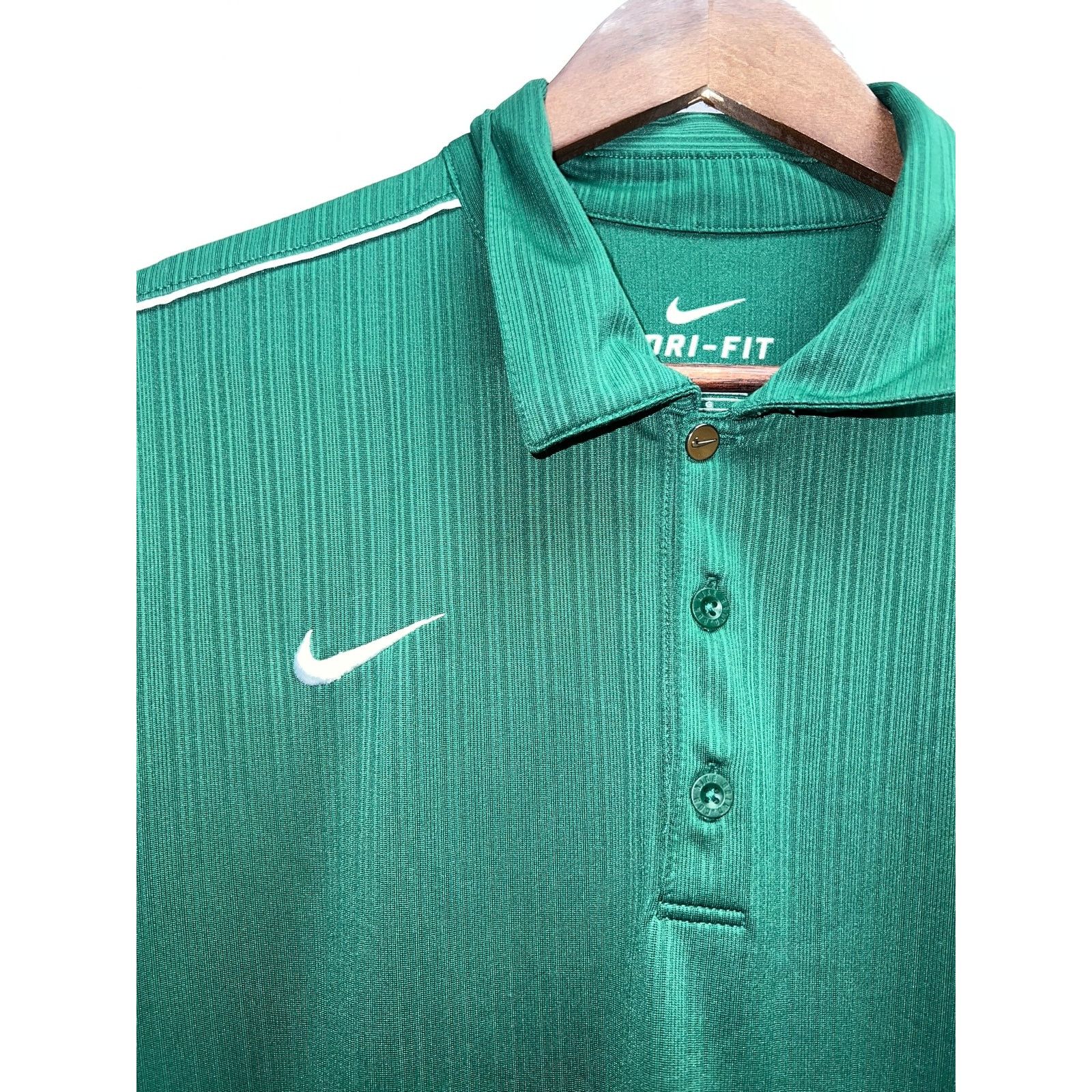 Vintage Nike Dri Fit Polo Shirt Legends Short Sleeve Dri-Fit Top L Size US L / EU 52-54 / 3 - 4 Thumbnail