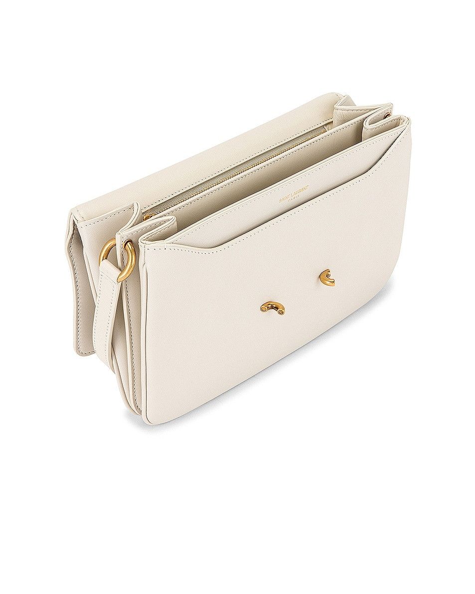 Saint Laurent Paris o1tp1o0125 Size: OS/Le Maillon Satchel in Off White Size ONE SIZE - 4 Thumbnail