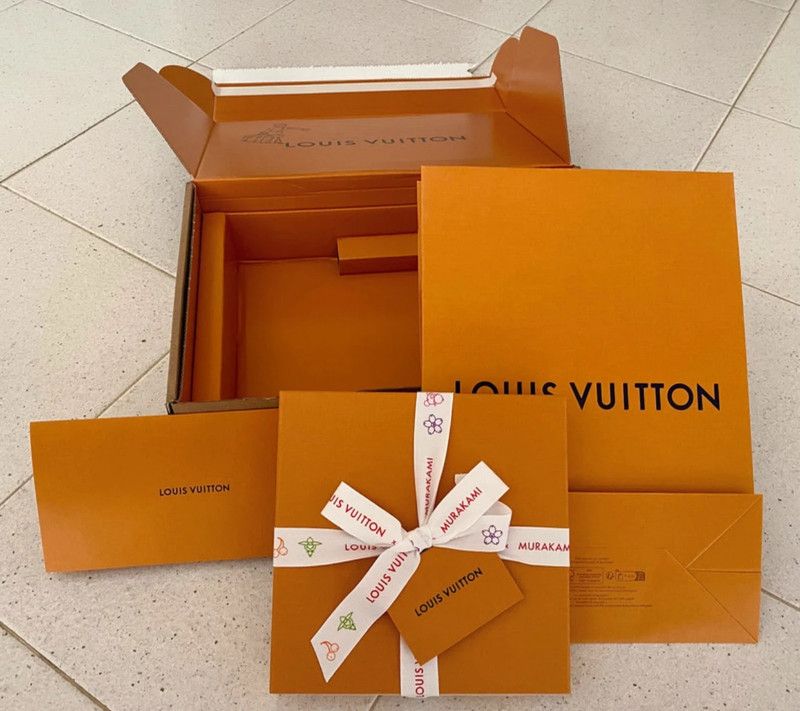Louis Vuitton Louis Vuitton x Takashi Murakami Cherry Blossom Foulard Size ONE SIZE - 6 Thumbnail