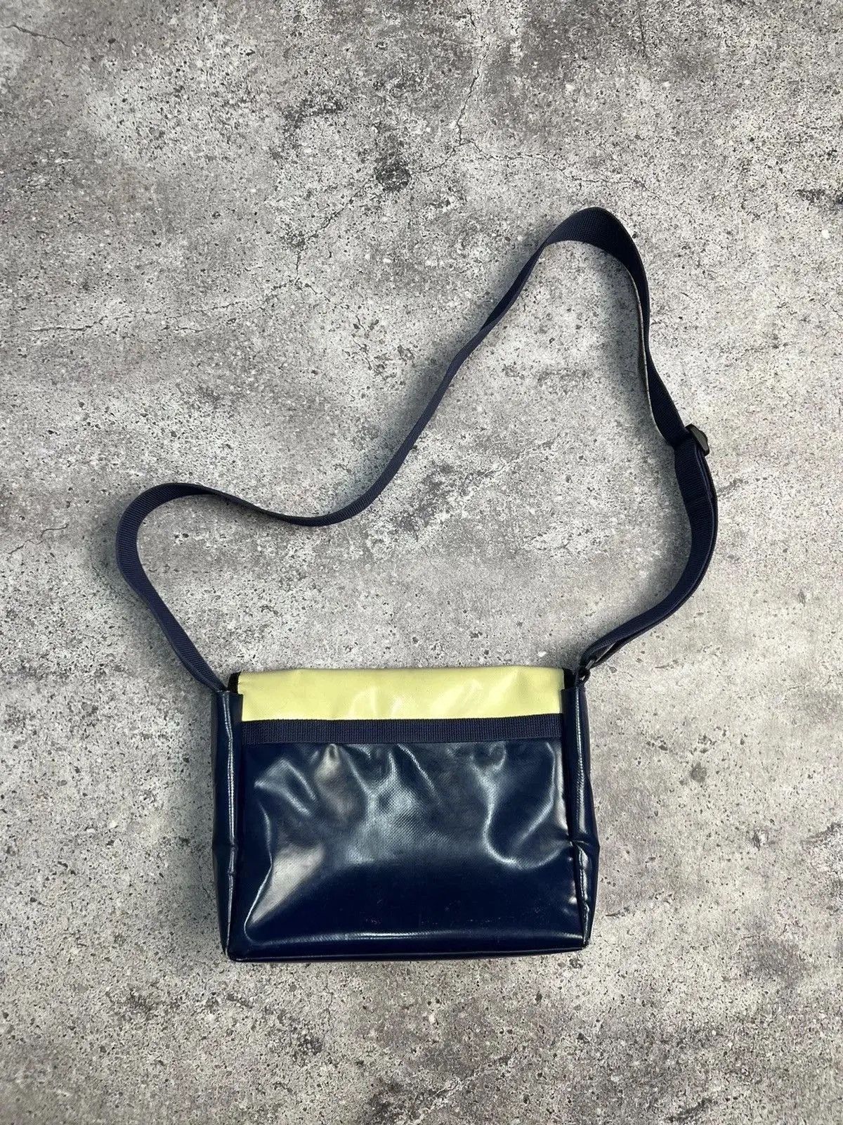 Freitag × Japanese Brand × Vintage ‼️FREITAG Messenger Backpack Recycling Bag Shopper Y2K bag Size ONE SIZE - 9 Thumbnail