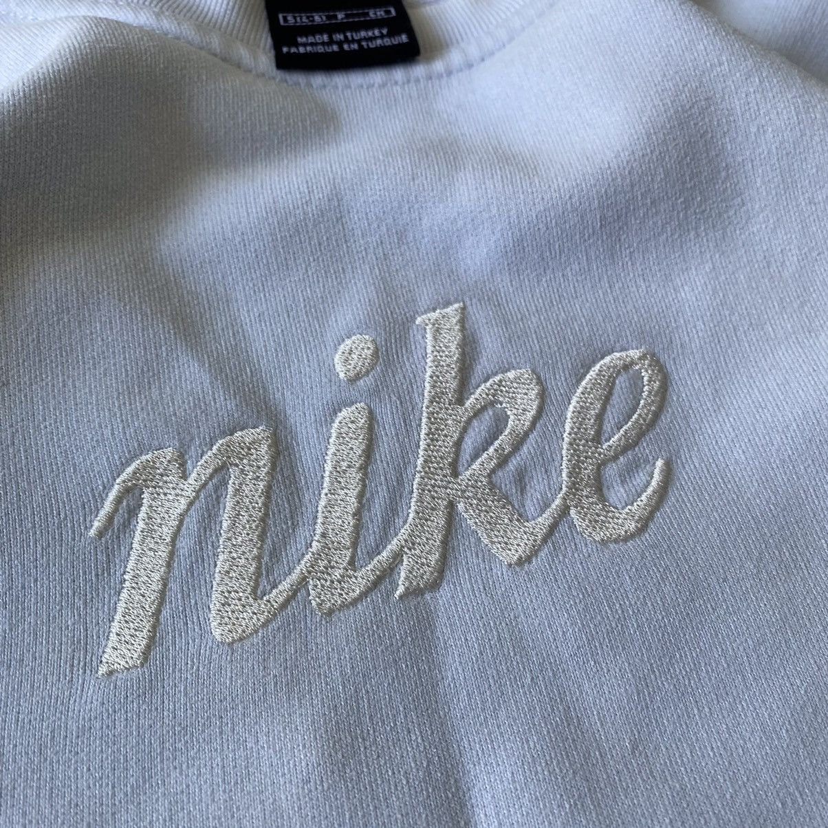 Nike Nike 90s sweatshirt big logo center swoosh y2k Size US S / EU 44-46 / 1 - 5 Thumbnail