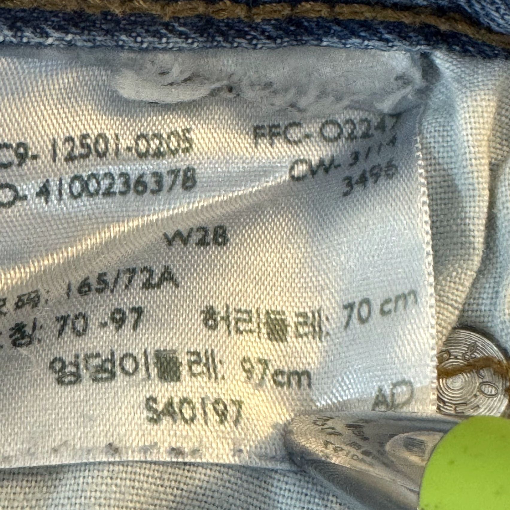 Levi's Levi's Jeans 28 Blue Denim Mid-Rise Button-Fly Original Straight Leg W531 Women Regular/Adult Small Packaged Straight Jeans Size 28" / US 6 / IT 42 - 5 Thumbnail