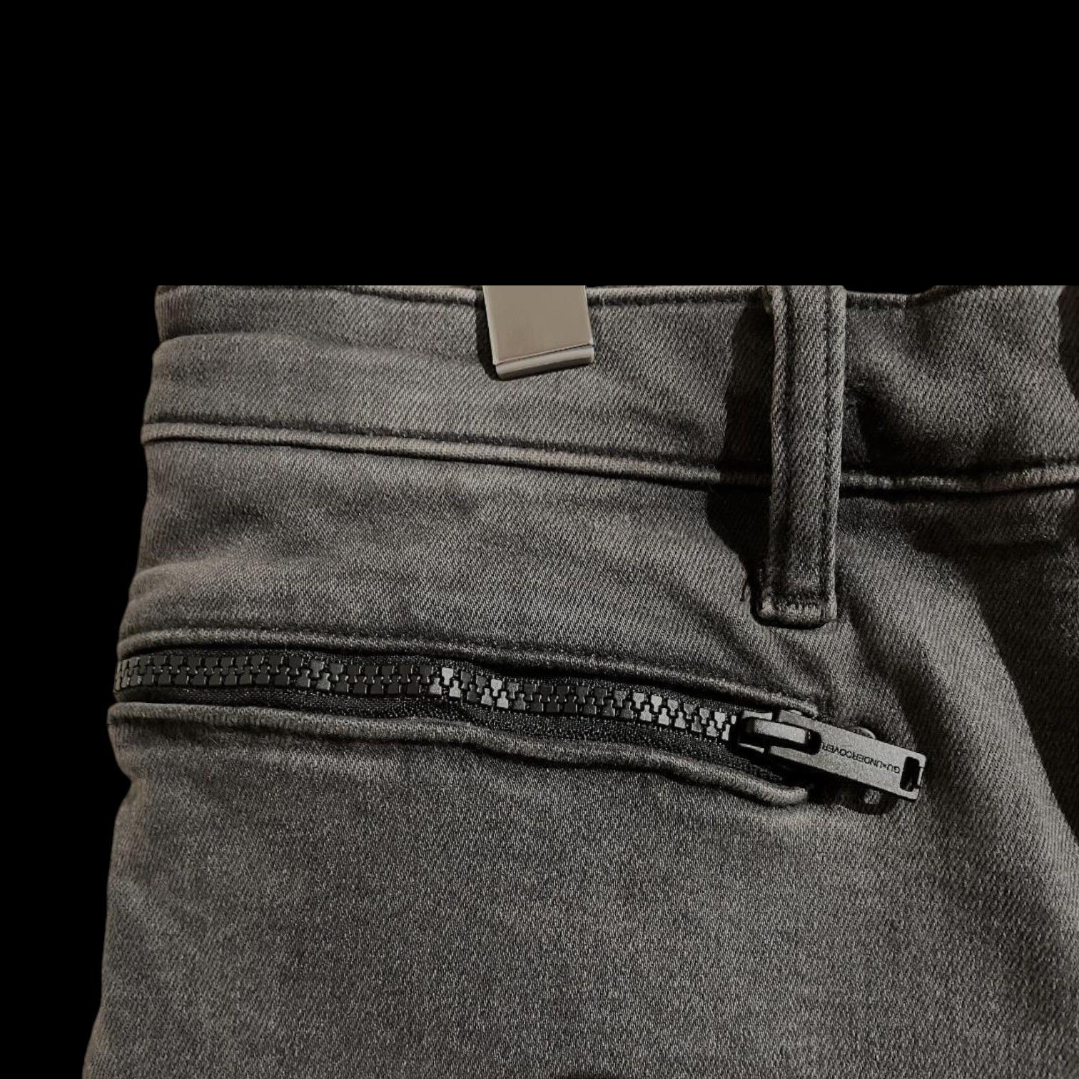 GU × Undercover 🩸ARCHIVE ALERT🩸 Undercover jeans Size US 34 / EU 50 - 4 Thumbnail