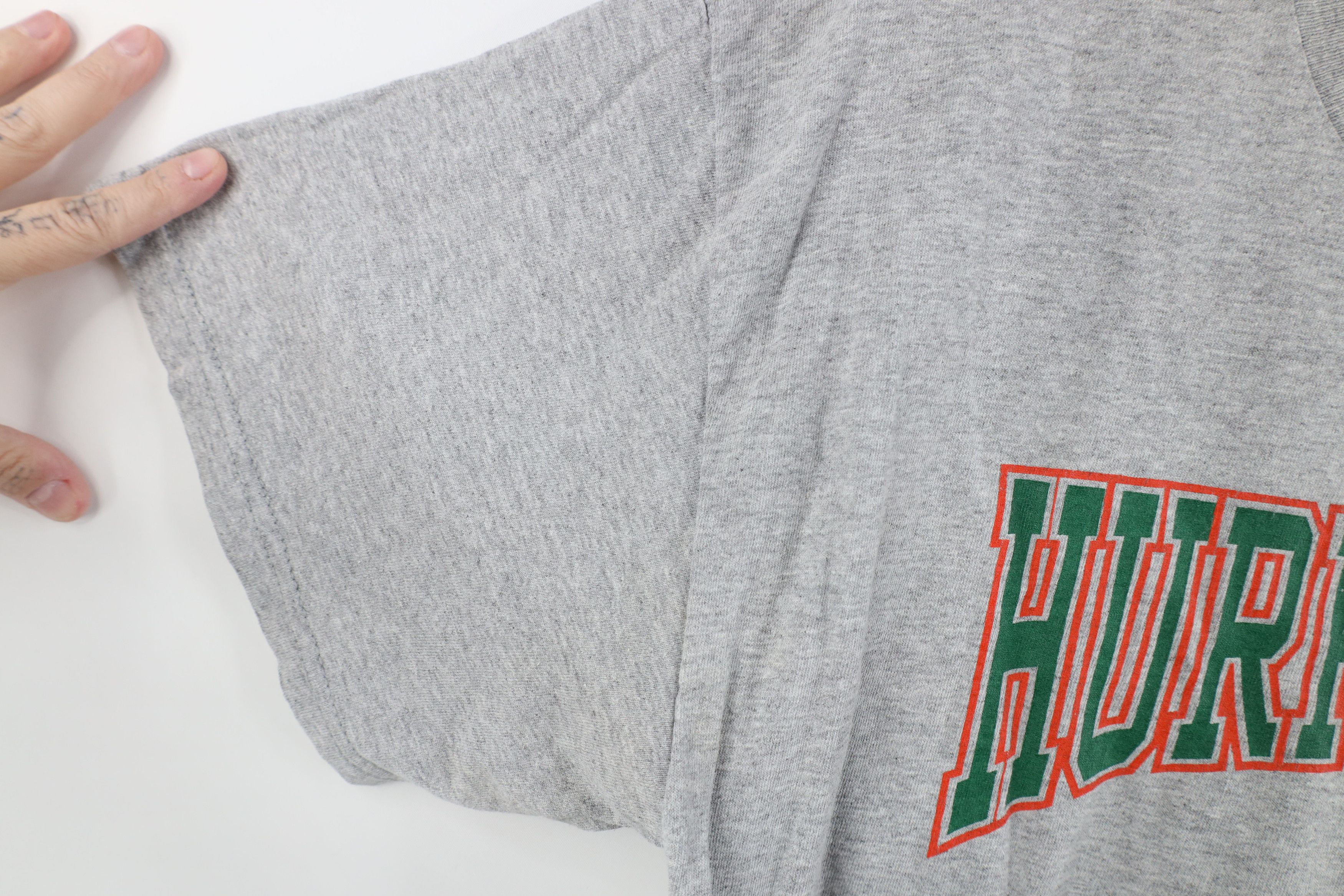 Vintage Vintage 90s of Miami Hurricanes Blow T-Shirt Heather Gray Size US L / EU 52-54 / 3 - 6 Thumbnail