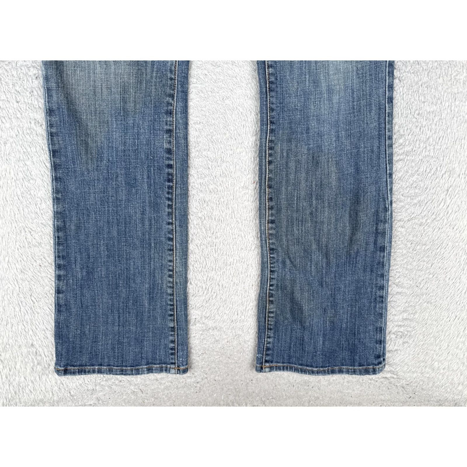 Old Navy Old Navy Jeans The Sweetheart Bootcut Womens 6L Medium Wash Mid Rise 29x32 Denim Jeans Blue Stretch 5-Pocket 90s Vintage: No Womens Size 28" / US 6 / IT 42 - 2 Thumbnail