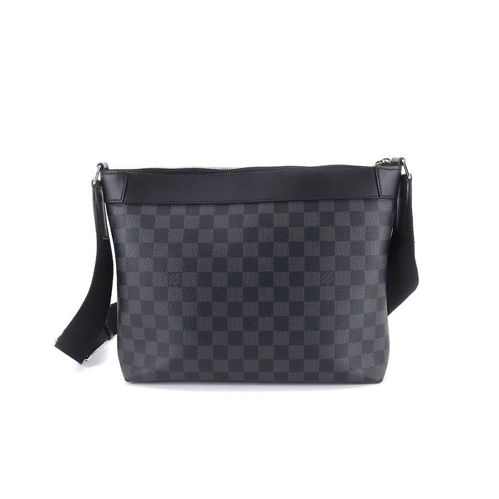  Louis Vuitton Louis Vuitton Mick PM Shoulder Bag