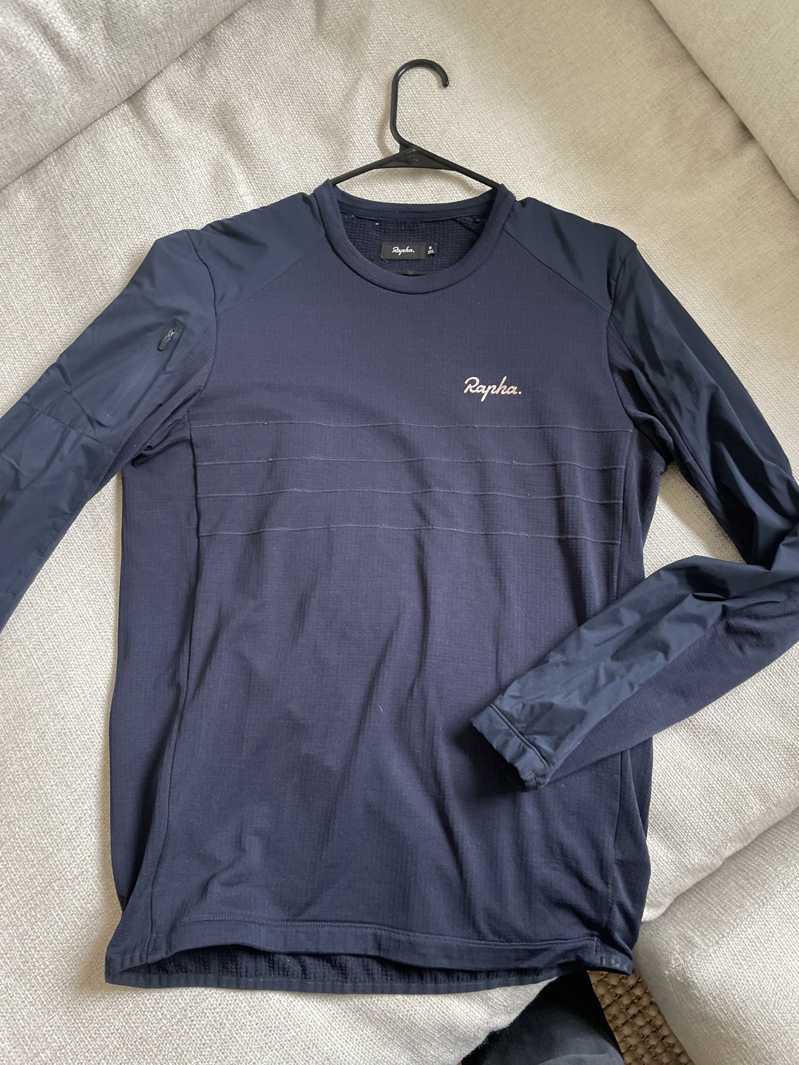 Rapha Tee Rapha Men's Rapha Explore Long Sleeve Pullover Rapha