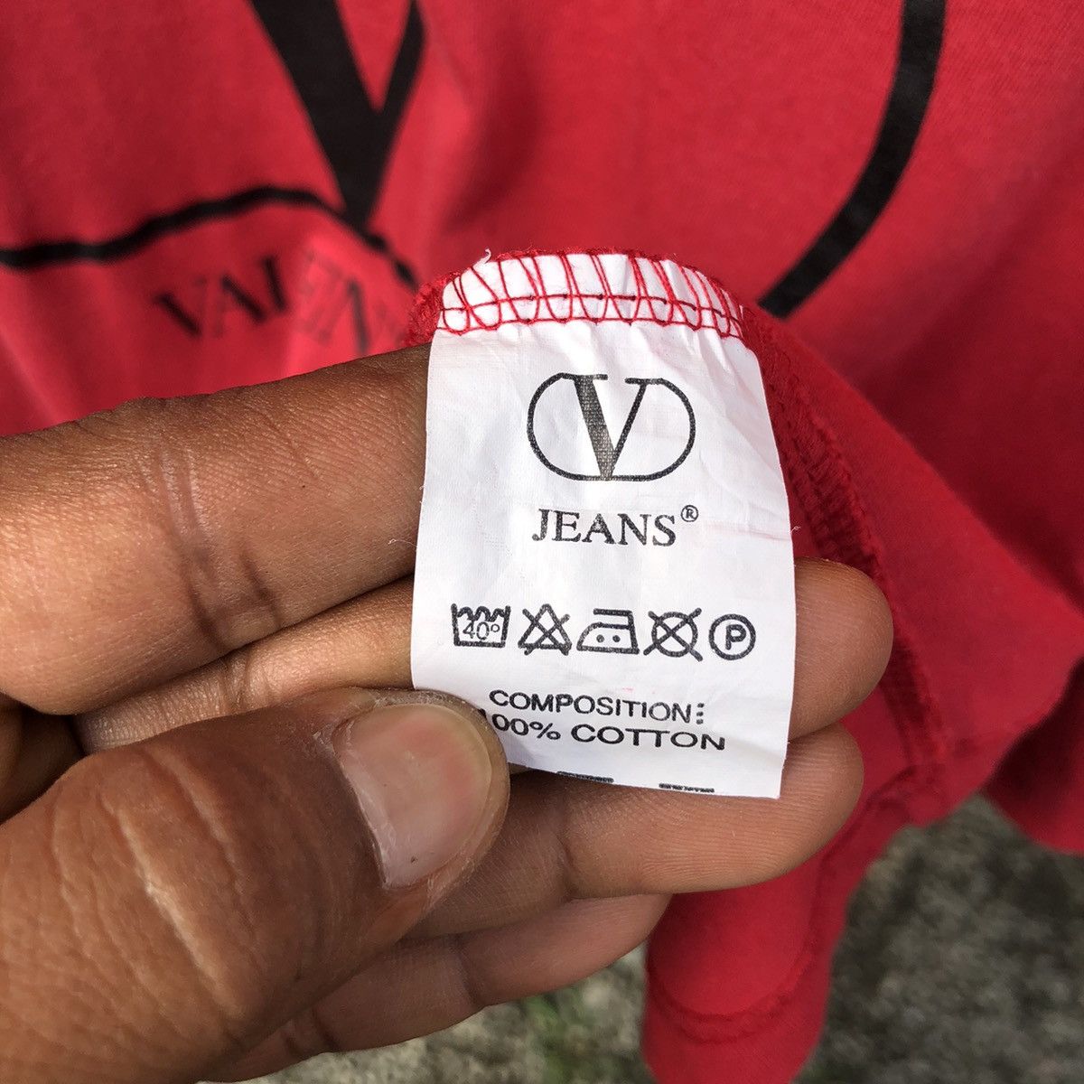 Valentino 🔥Steals🔥 Vintage 90s Faded VELENTINO Over Saiz Tshirt Size US M / EU 48-50 / 2 - 9 Thumbnail