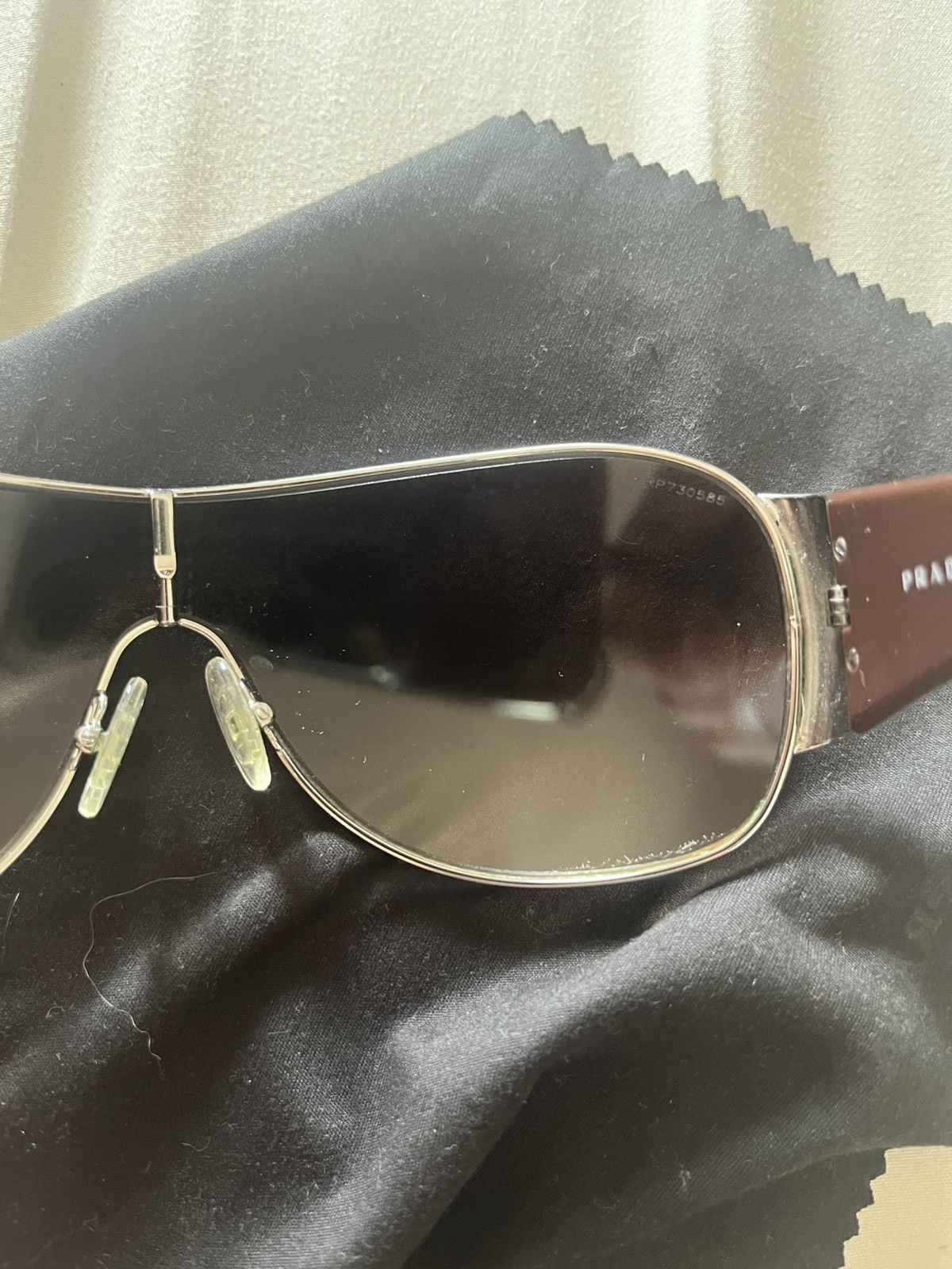 Prada 💥Vintage 00s PRADA Shield Sunglasses SPR 63I Size ONE SIZE - 12 Thumbnail